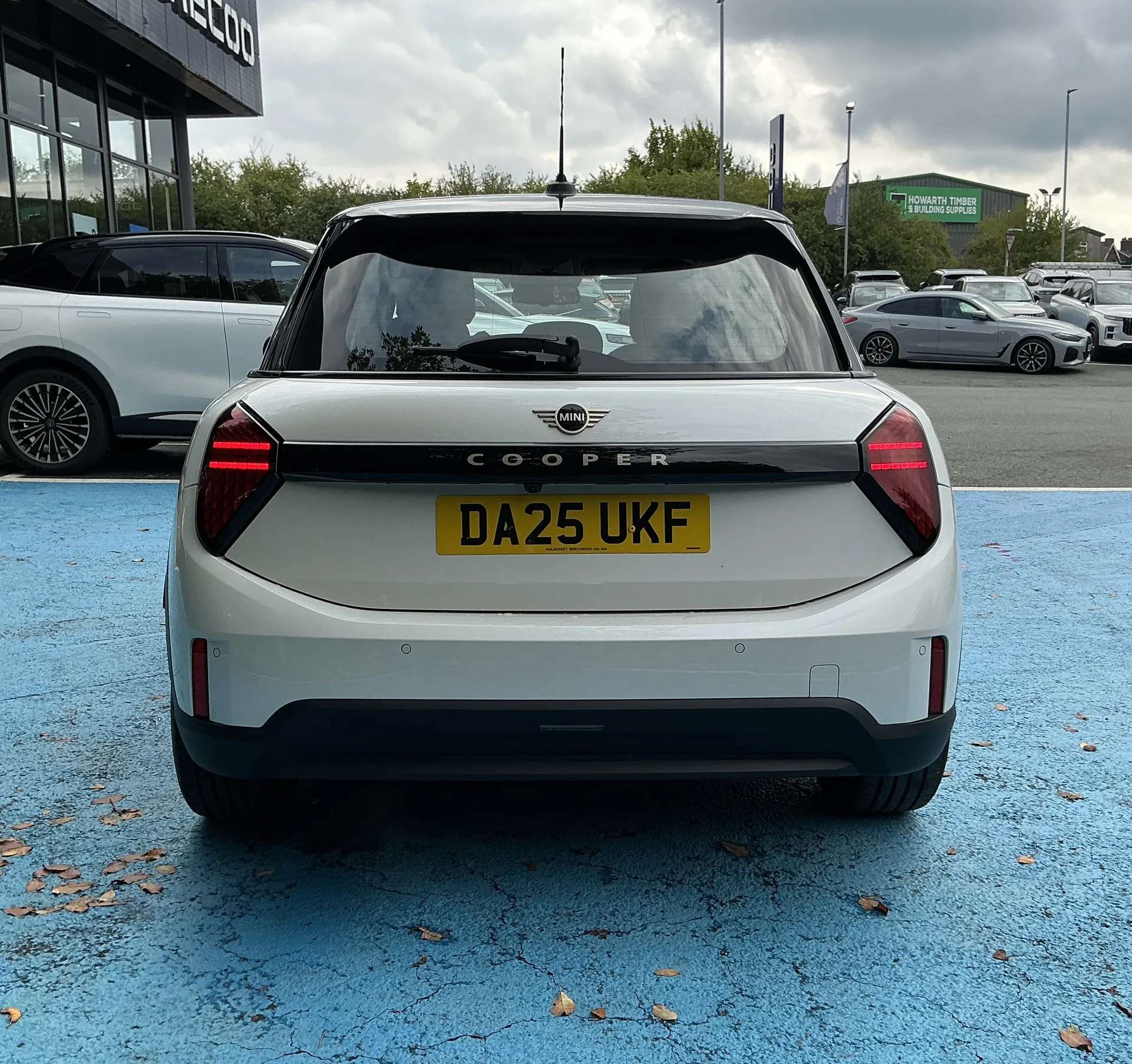 2025 MINI COOPER 2025 MINI COOPER
