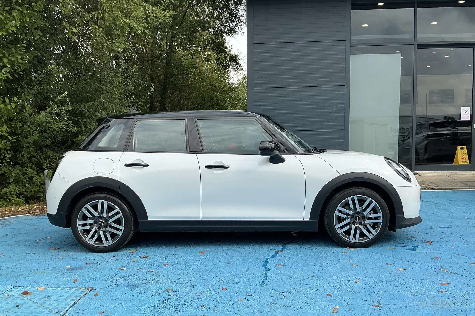2025 MINI COOPER 2025 MINI COOPER