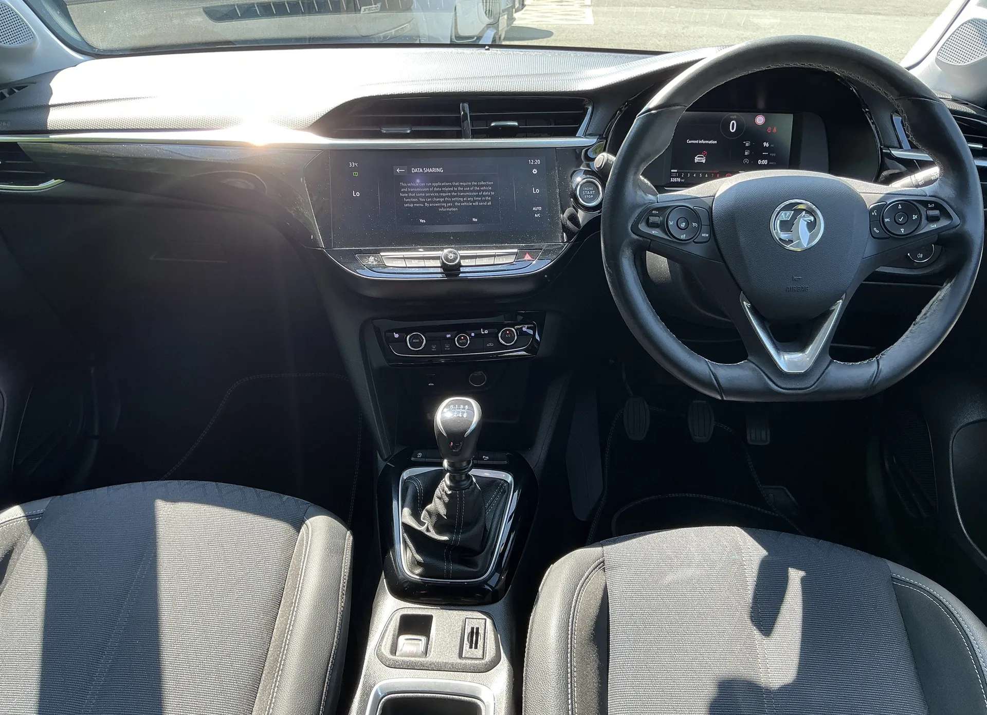 A 2020 VAUXHALL CORSA 1.2 Turbo Elite Nav Premium 5dr A 2020 VAUXHALL CORSA 1.2 Turbo Elite Nav Premium 5dr