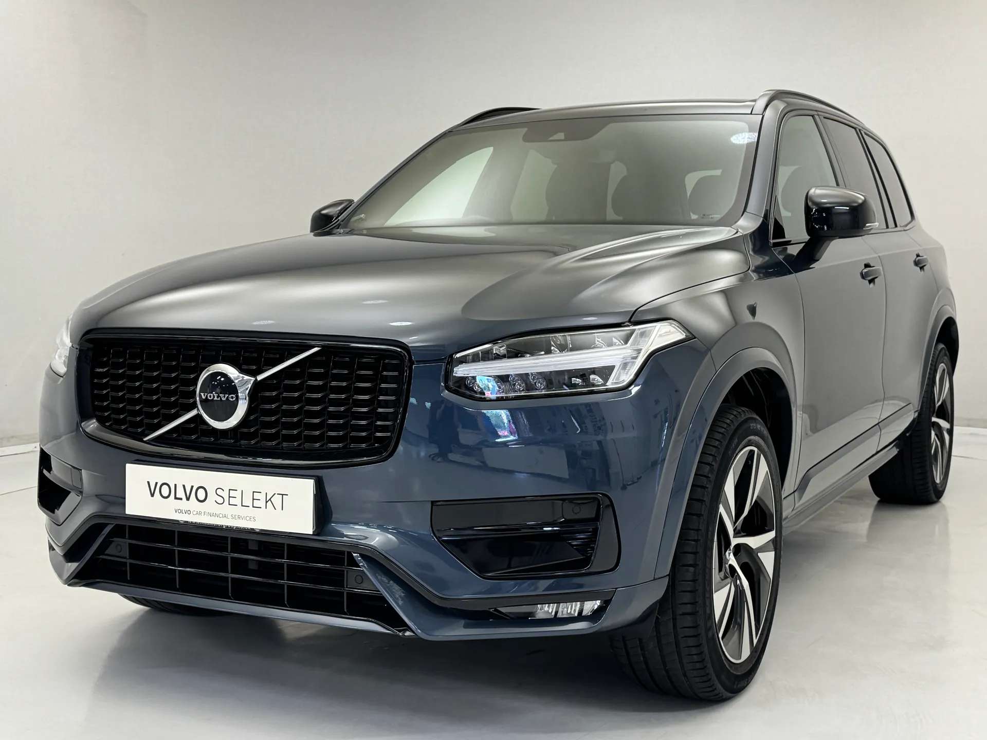 2022 VOLVO XC90 2022 VOLVO XC90