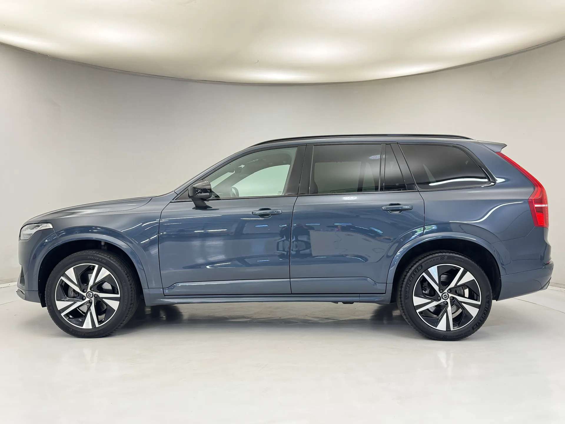 2022 VOLVO XC90 2022 VOLVO XC90