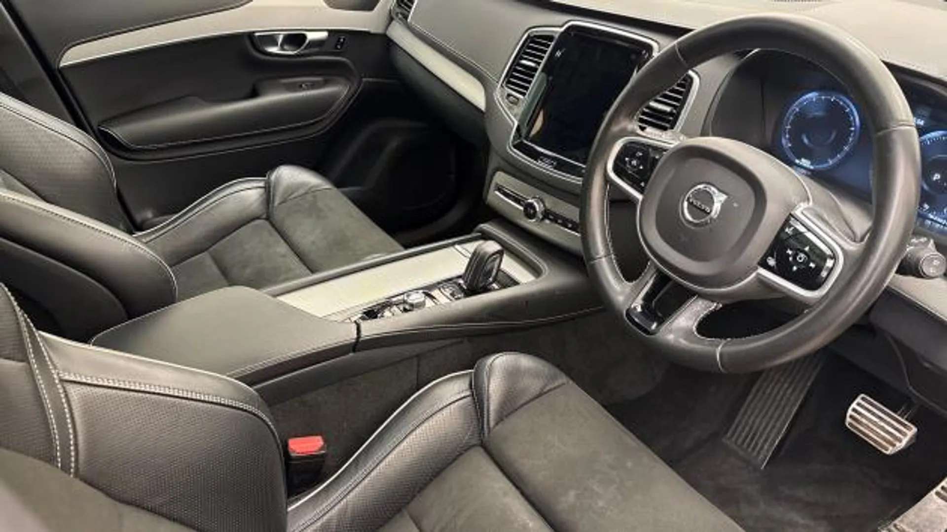 2021 VOLVO XC90 2021 VOLVO XC90