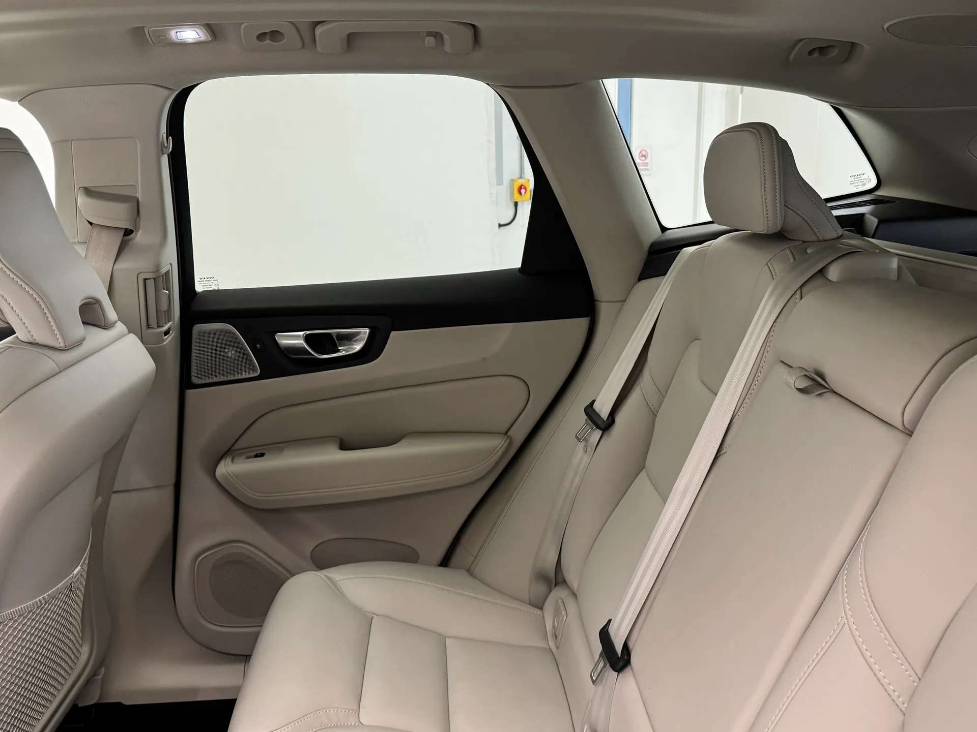 2023 VOLVO XC60 2023 VOLVO XC60