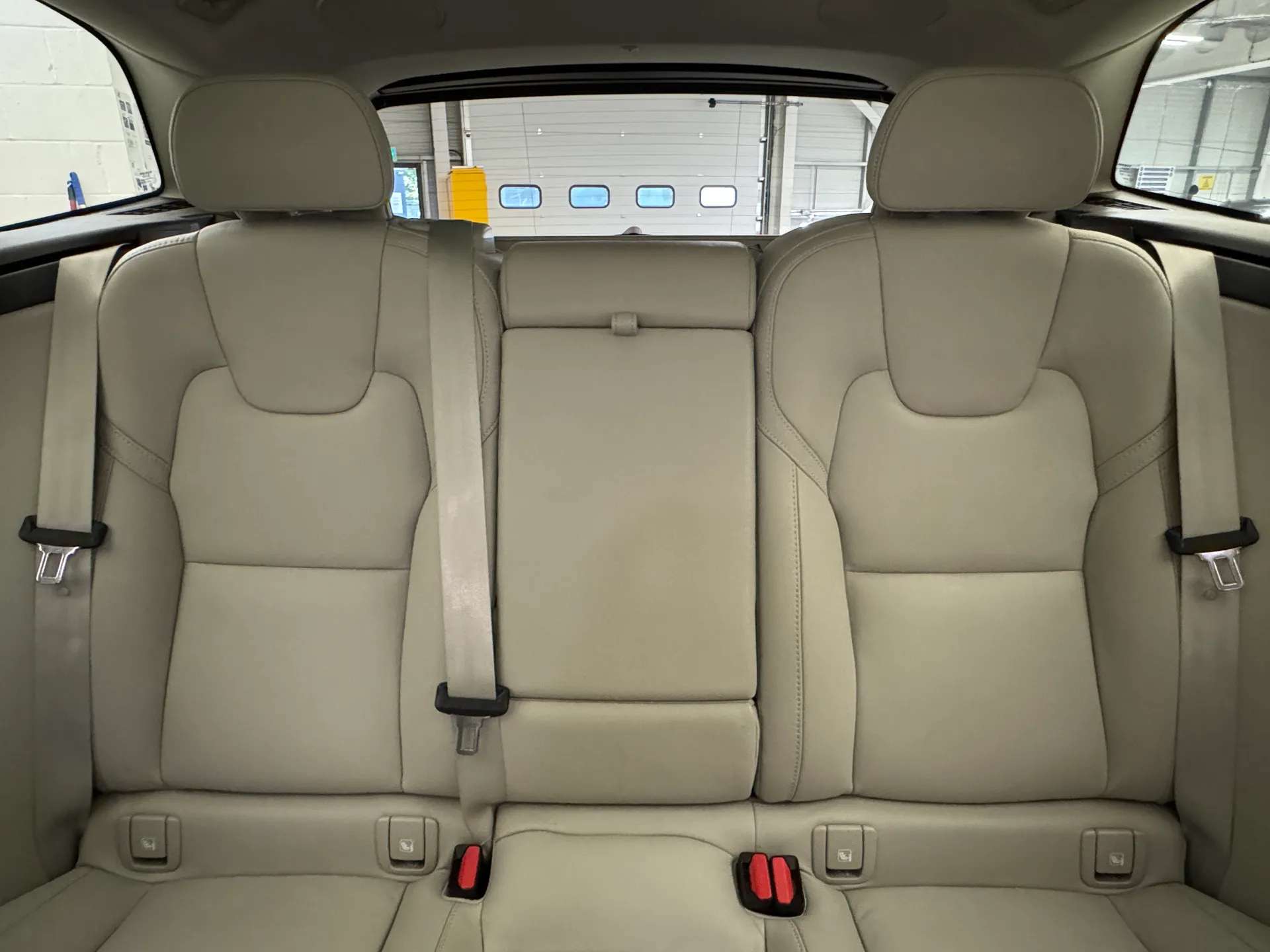 2023 VOLVO XC60 2023 VOLVO XC60