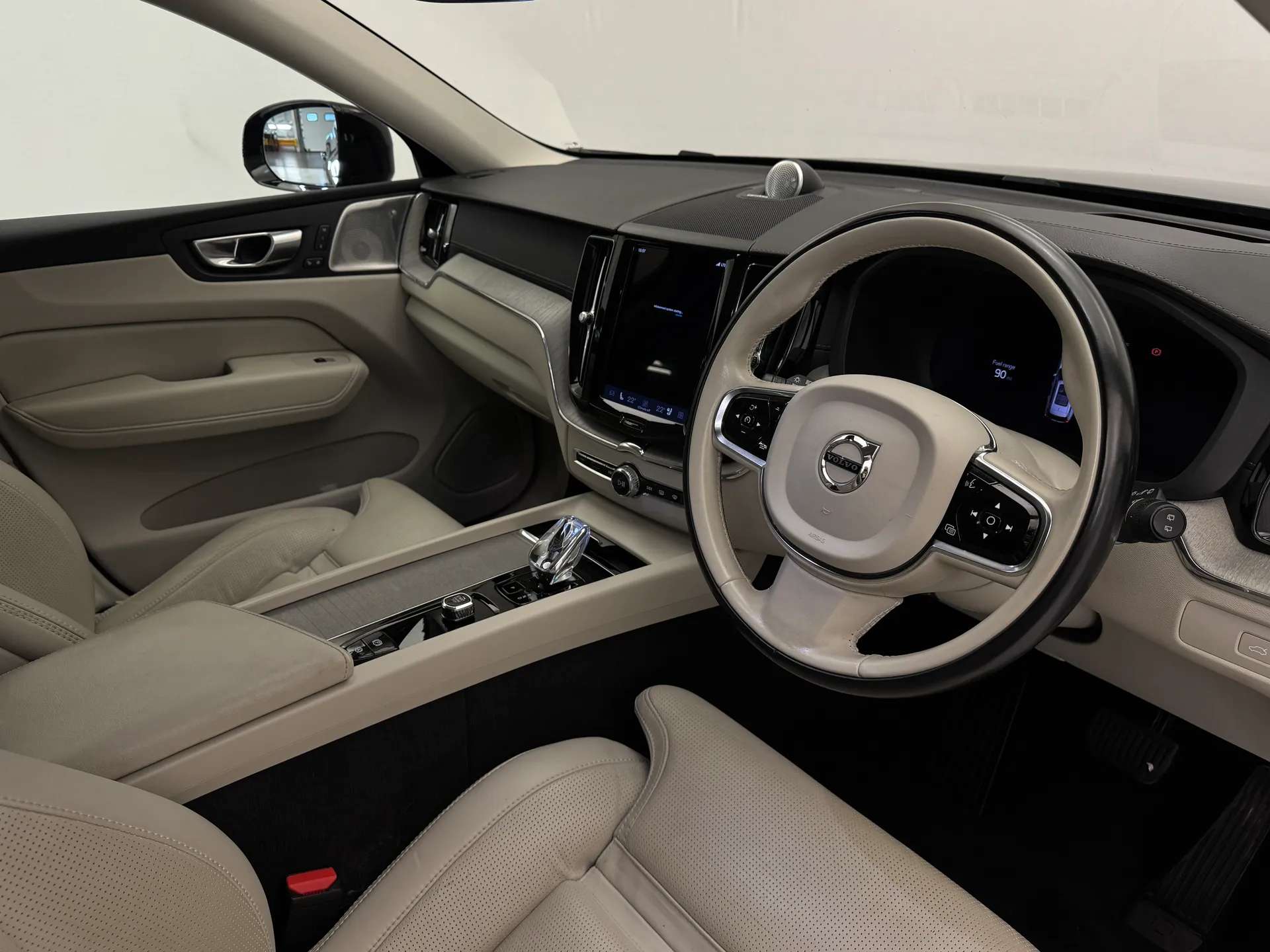 2023 VOLVO XC60 2023 VOLVO XC60