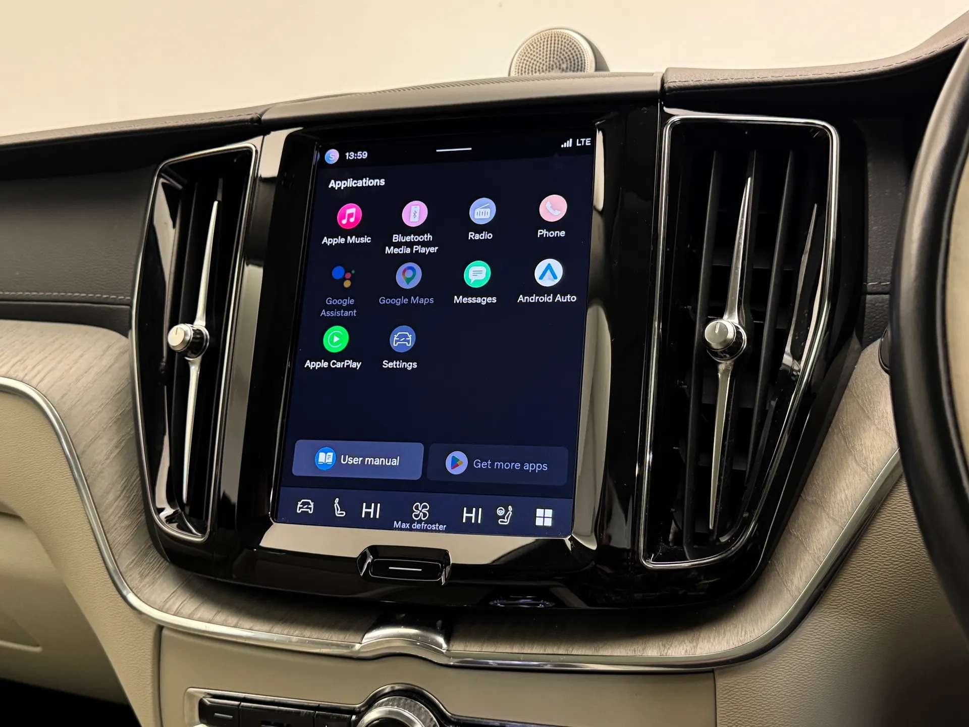 2023 VOLVO XC60 2023 VOLVO XC60