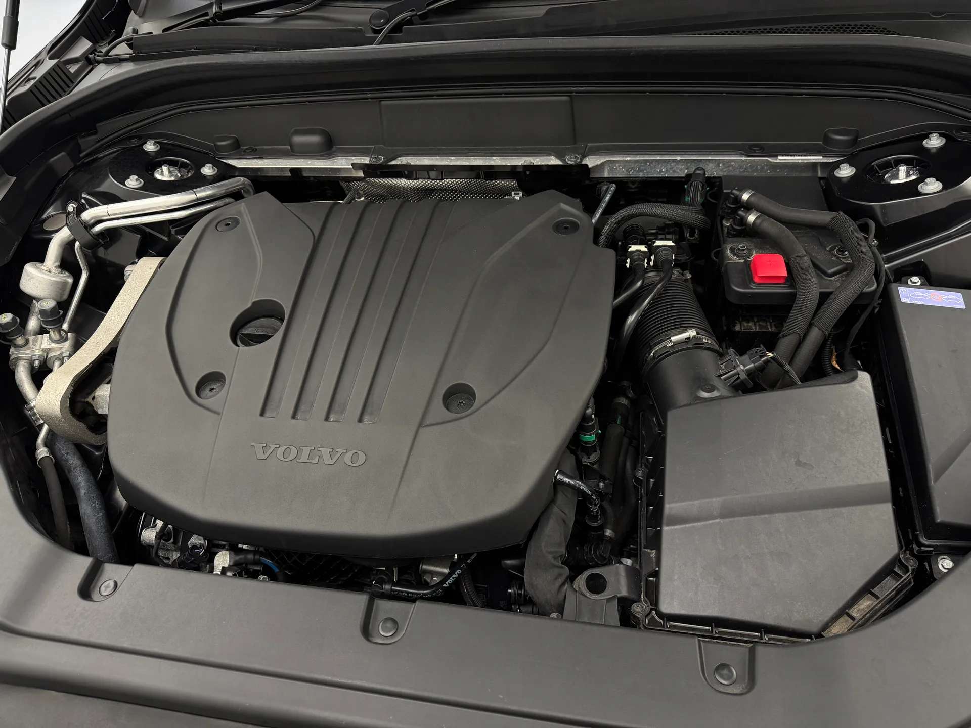 2023 VOLVO XC60 2023 VOLVO XC60