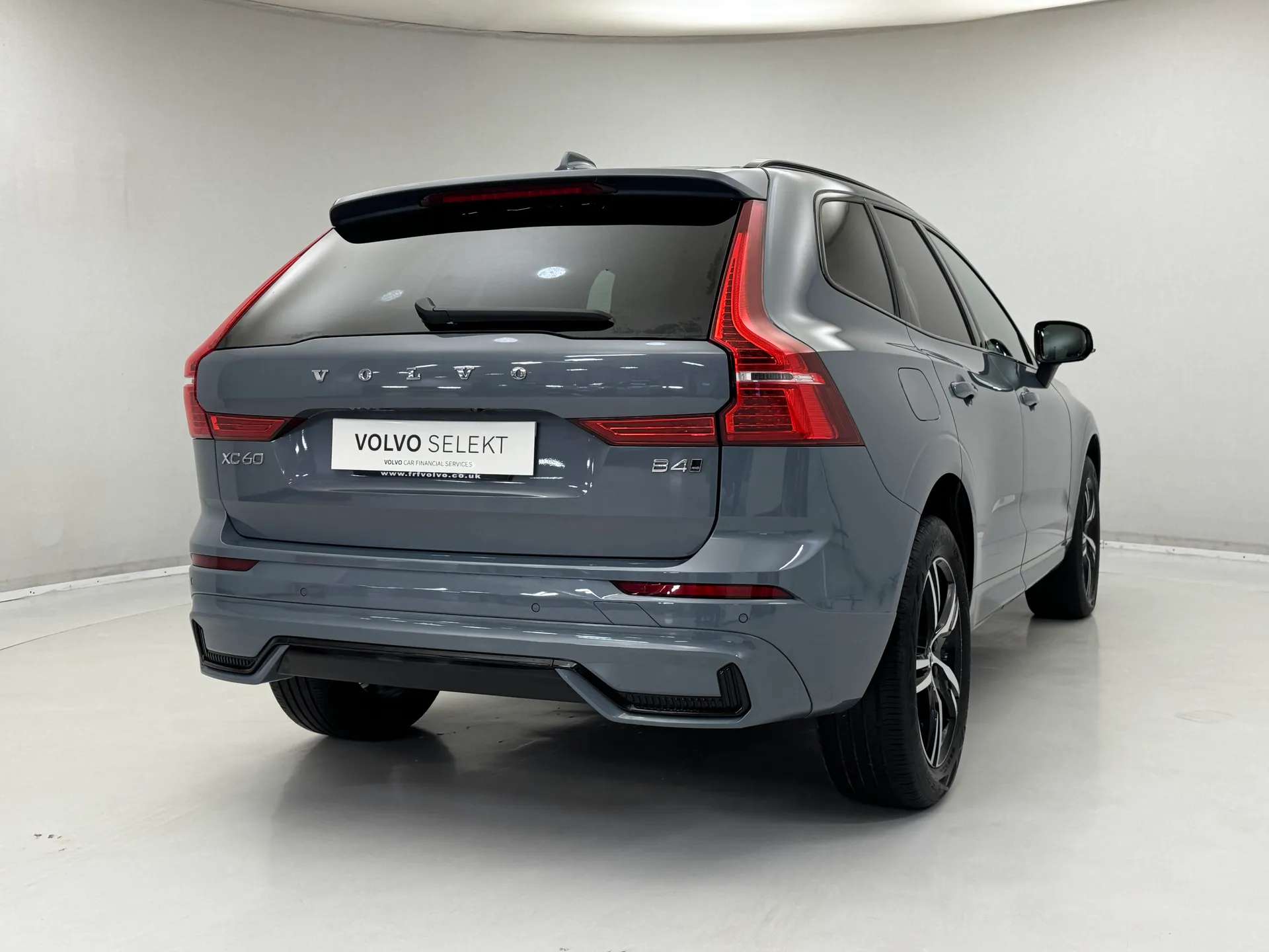 2021 VOLVO XC60 2021 VOLVO XC60
