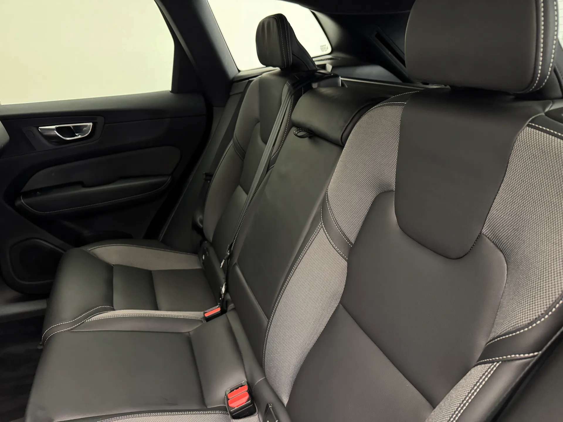 2021 VOLVO XC60 2021 VOLVO XC60