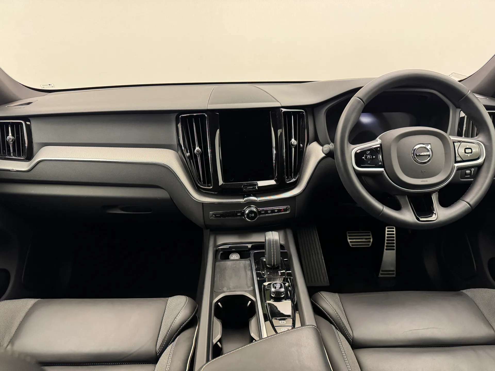 2021 VOLVO XC60 2021 VOLVO XC60