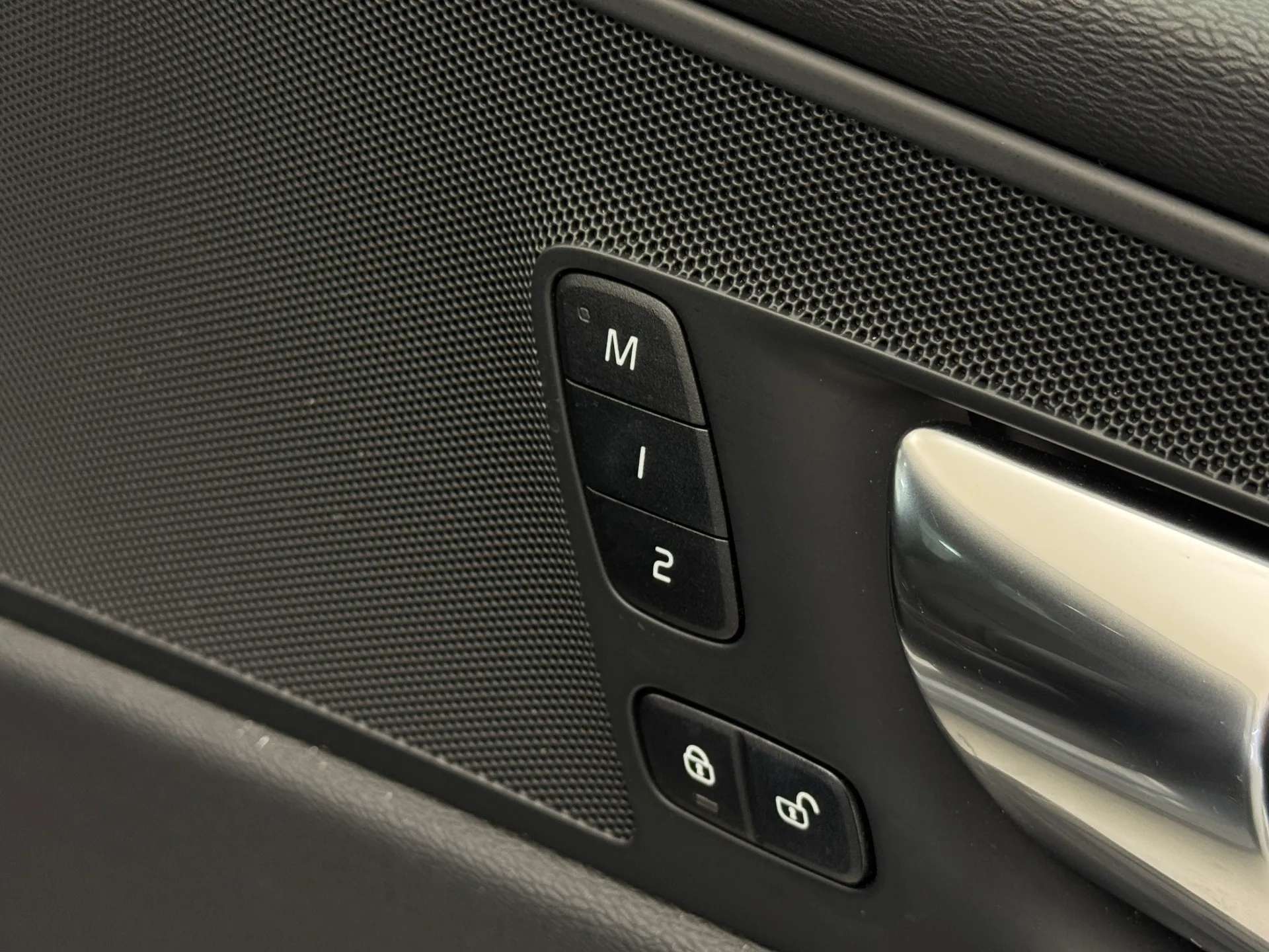 2021 VOLVO XC60 2021 VOLVO XC60