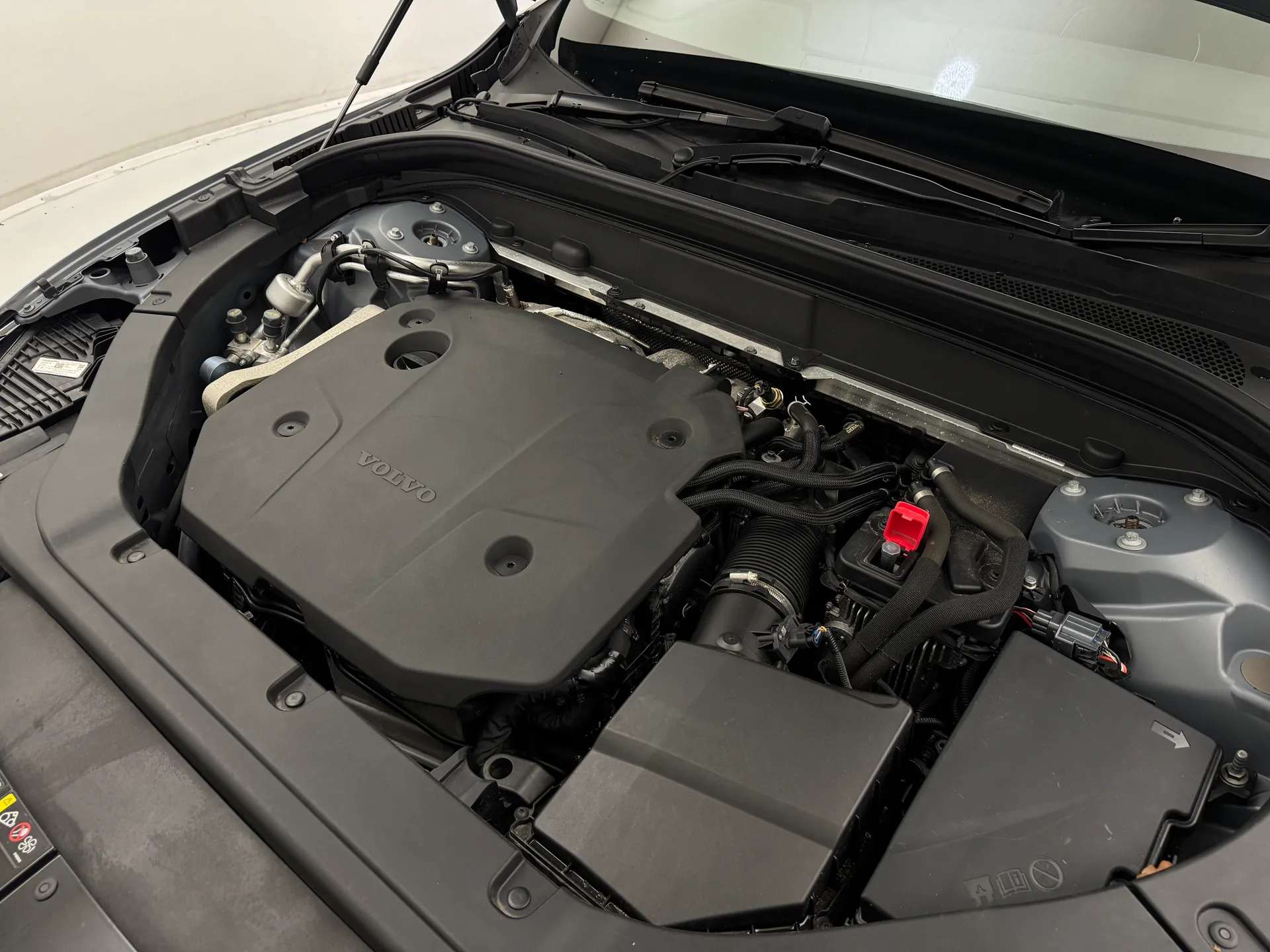 2021 VOLVO XC60 2021 VOLVO XC60