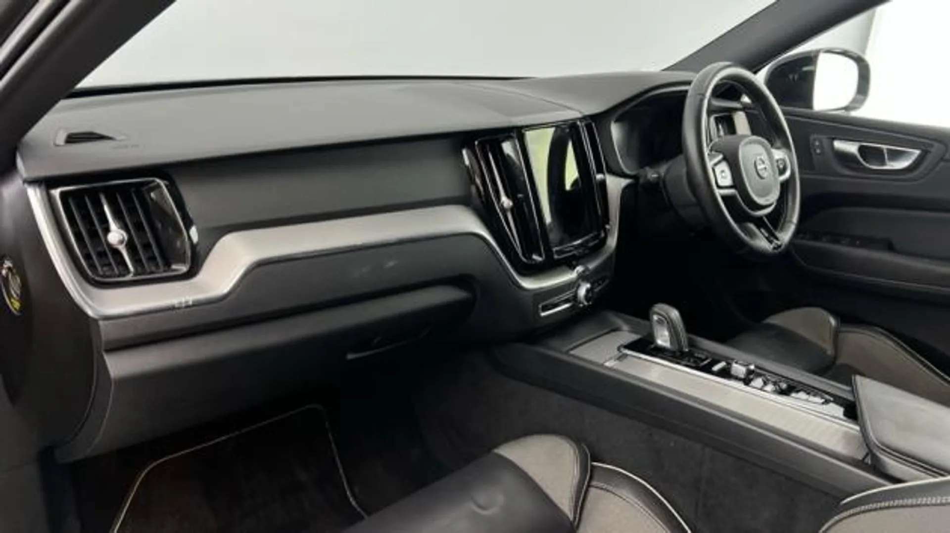 2021 VOLVO XC60 2021 VOLVO XC60