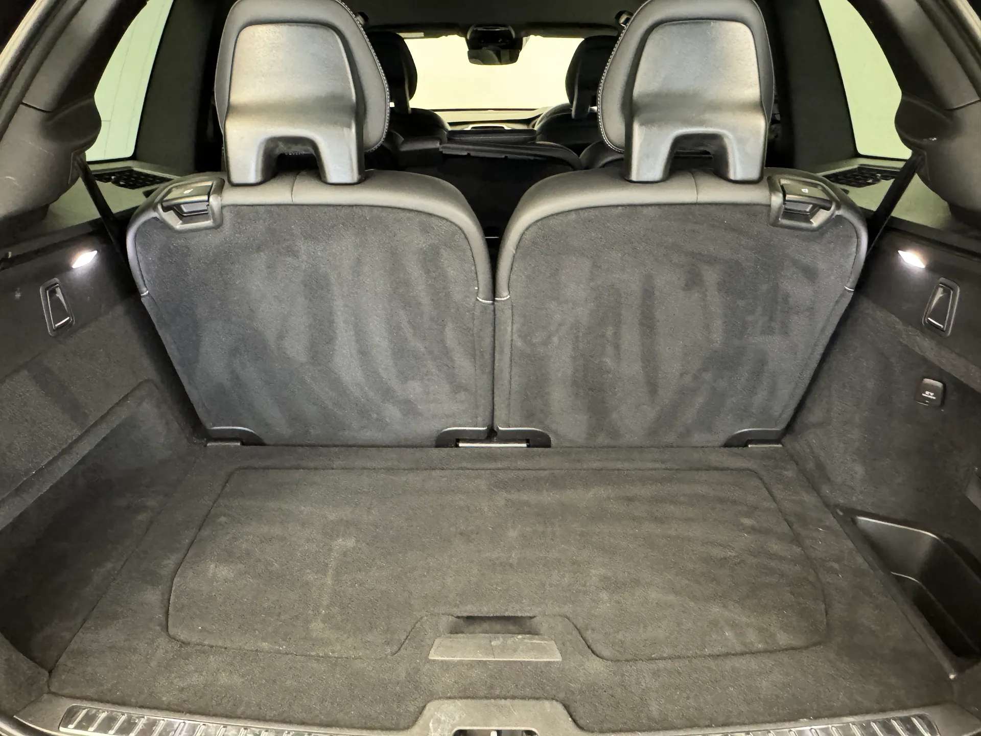 2022 VOLVO XC90 2022 VOLVO XC90