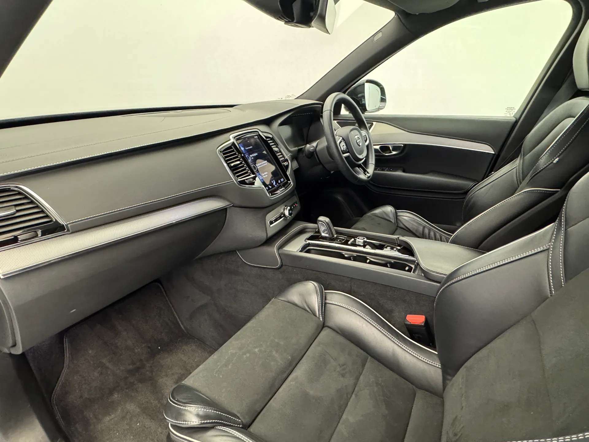 2022 VOLVO XC90 2022 VOLVO XC90