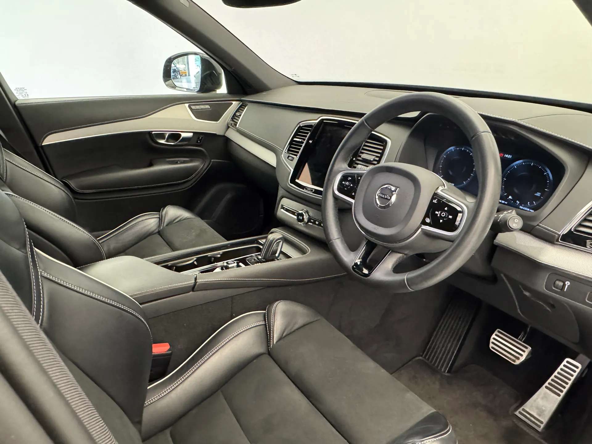 2022 VOLVO XC90 2022 VOLVO XC90