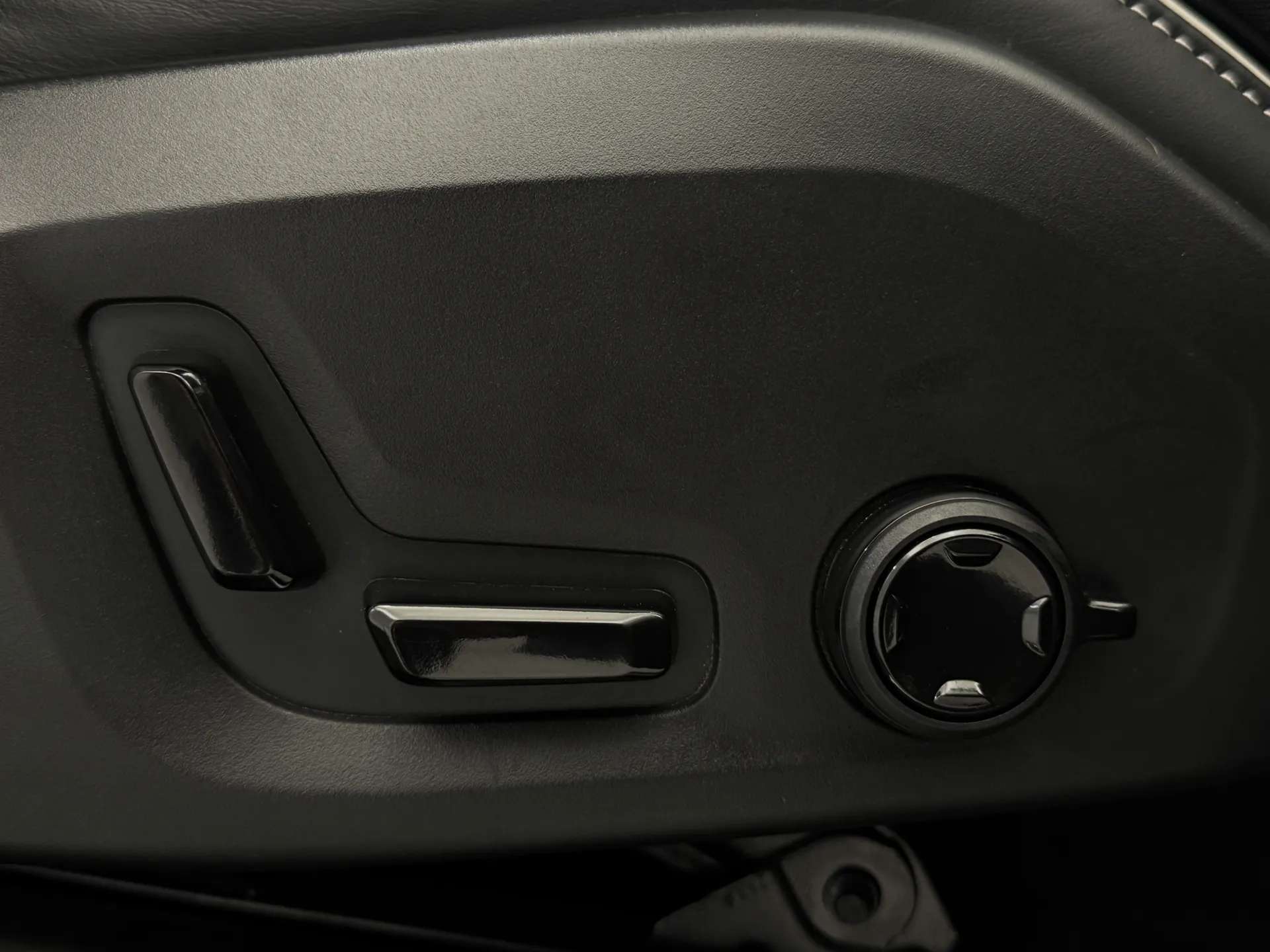 2022 VOLVO XC90 2022 VOLVO XC90
