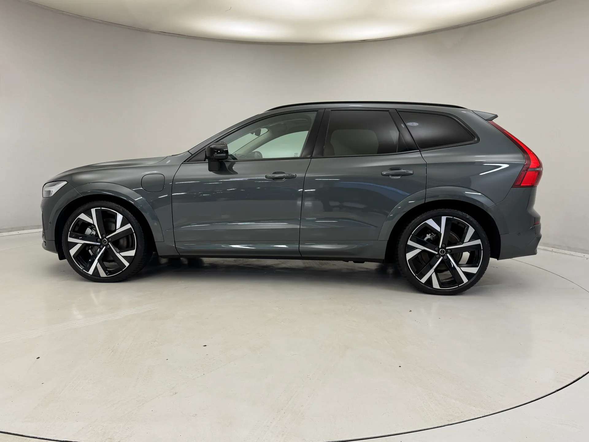 2025 VOLVO XC60 2025 VOLVO XC60