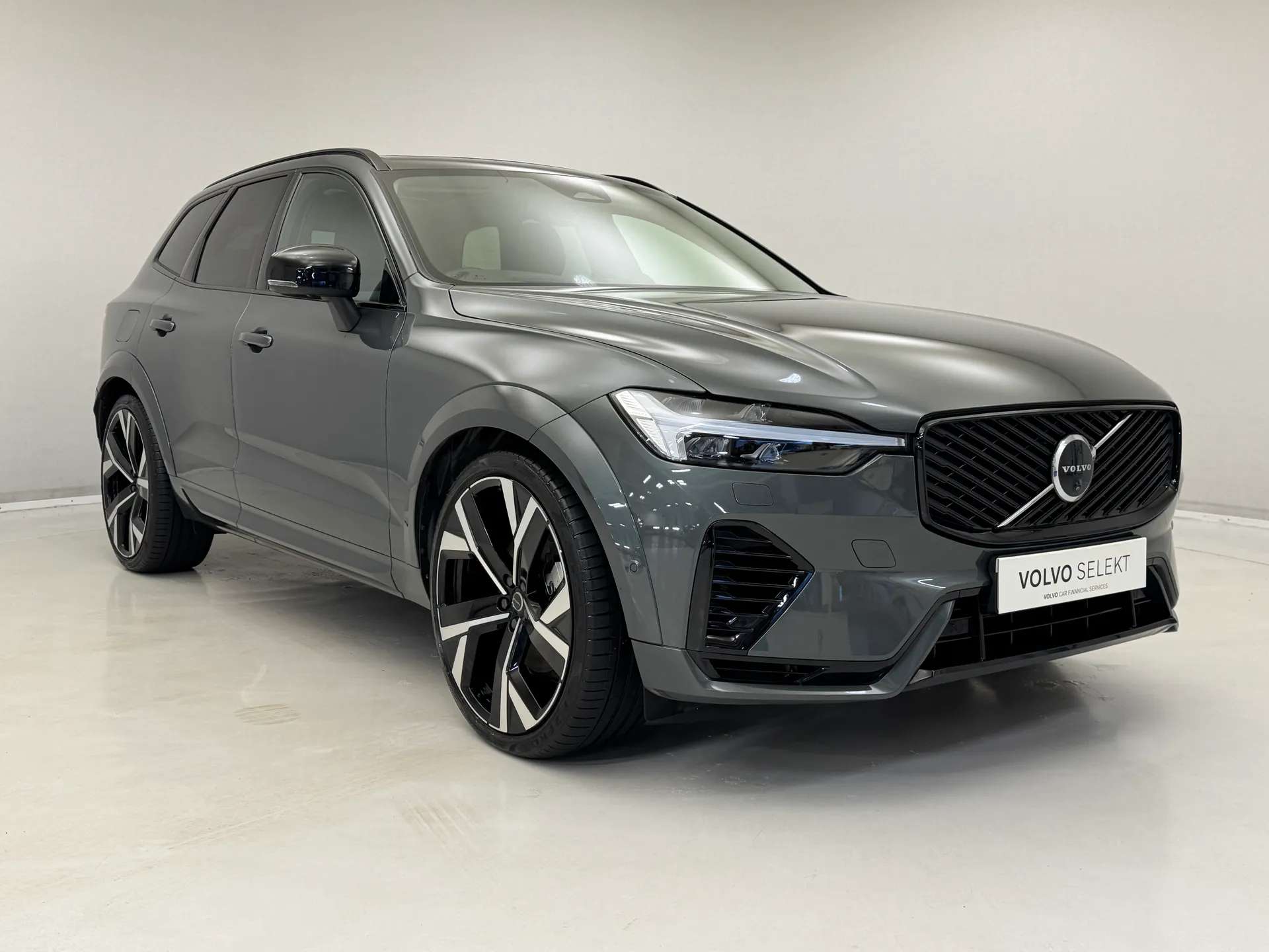 2025 VOLVO XC60 2025 VOLVO XC60