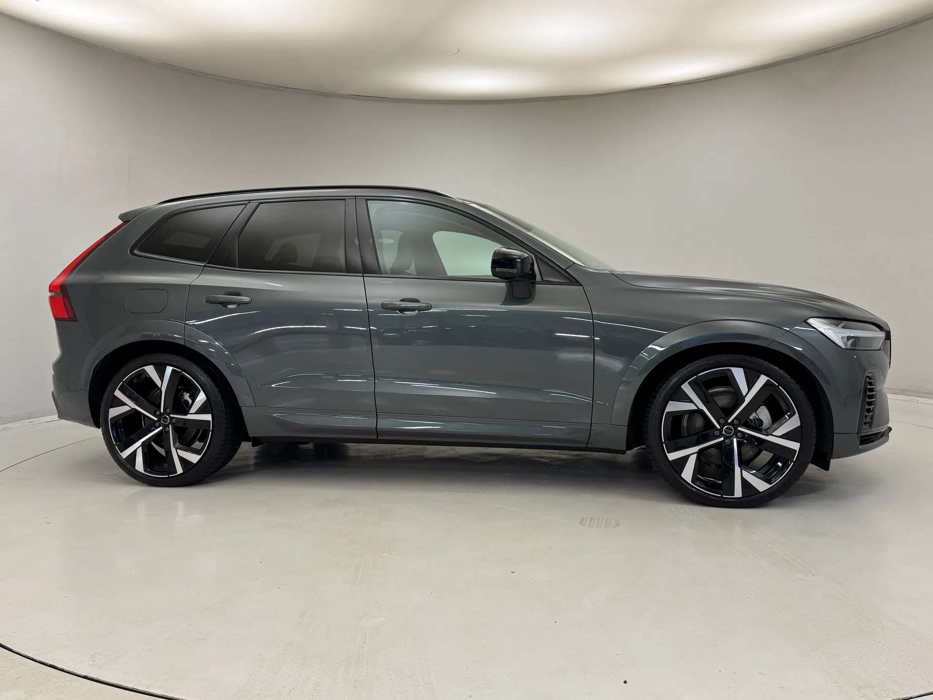 2025 VOLVO XC60 2025 VOLVO XC60