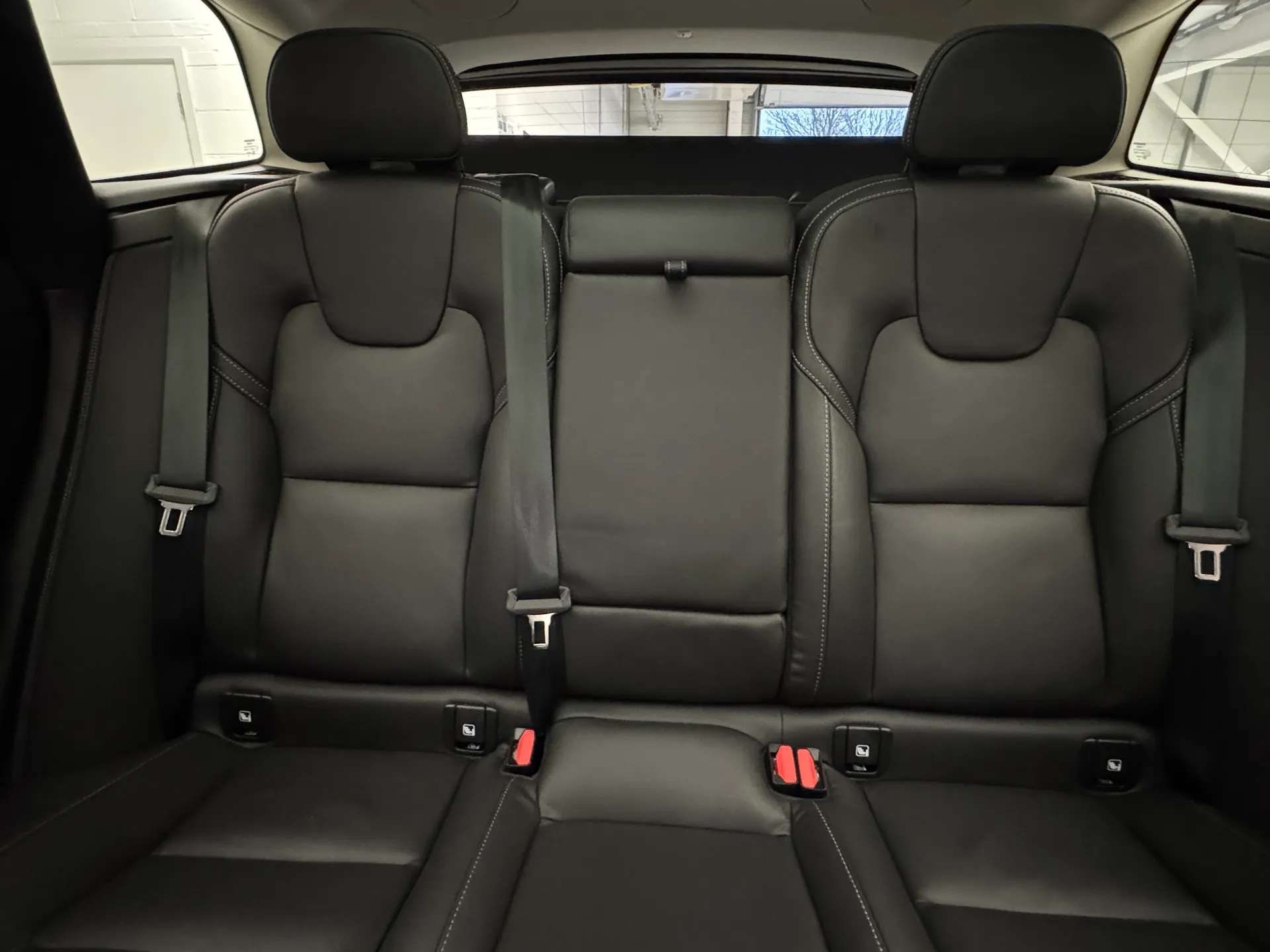 2025 VOLVO XC60 2025 VOLVO XC60