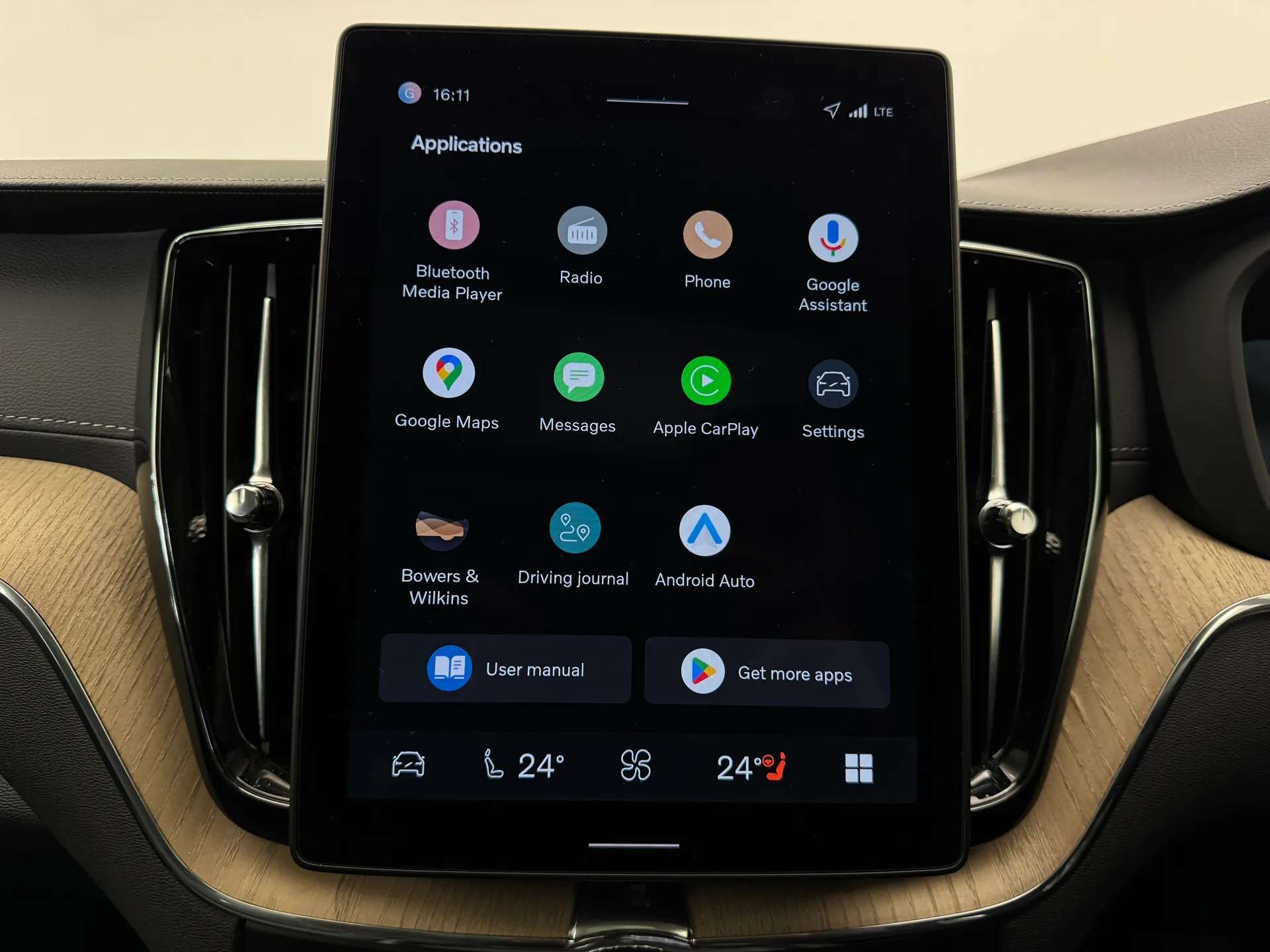 2025 VOLVO XC60 2025 VOLVO XC60