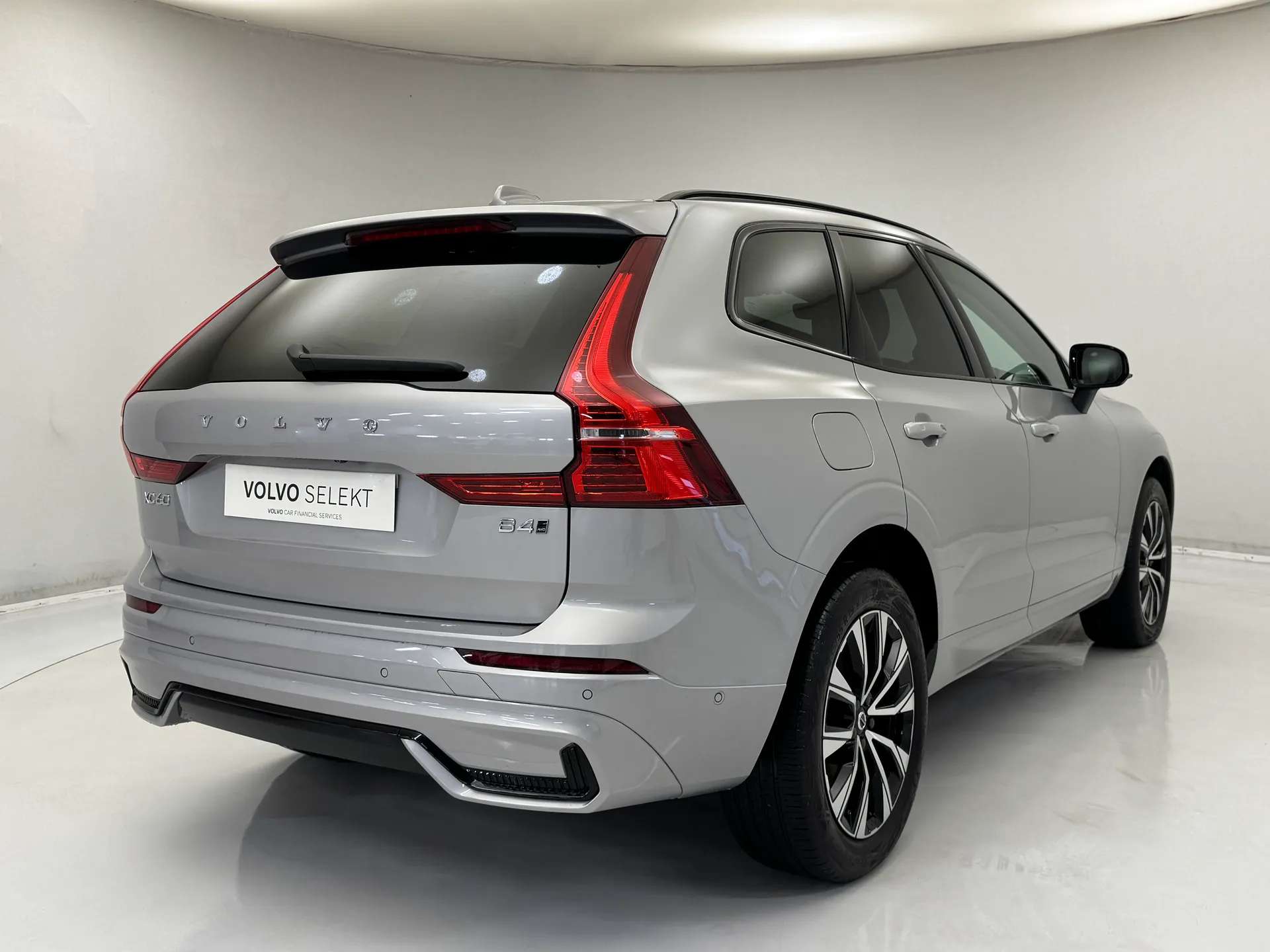 A 2023 VOLVO XC60 2.0 B4D Plus Dark 5dr AWD Geartronic A 2023 VOLVO XC60 2.0 B4D Plus Dark 5dr AWD Geartronic
