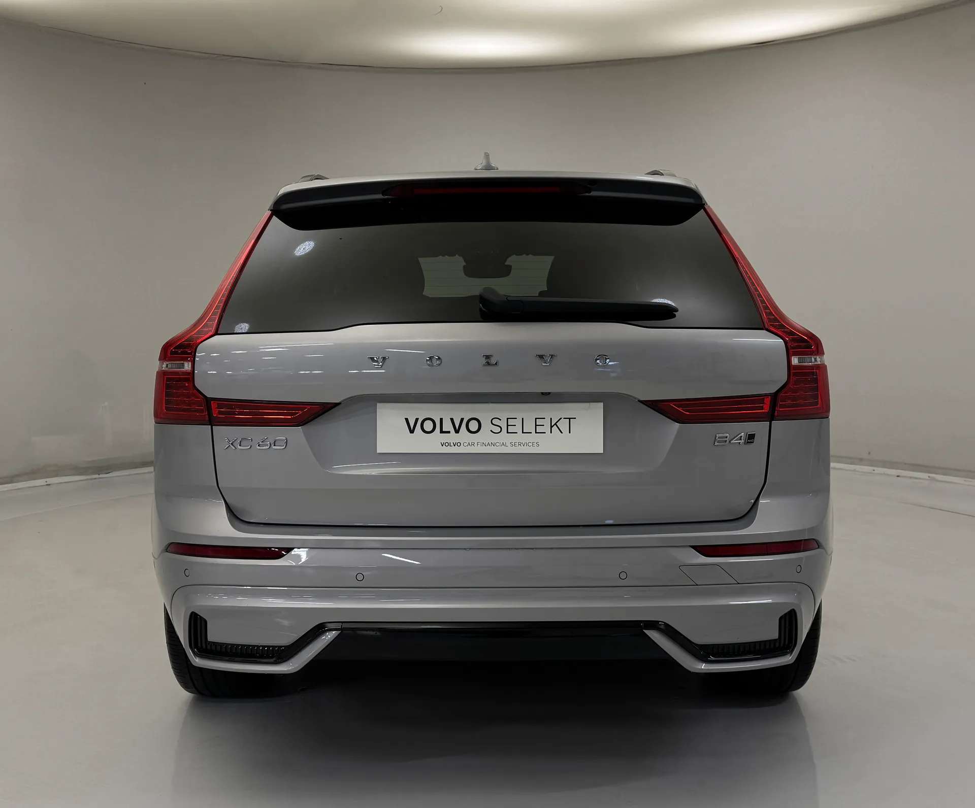 A 2023 VOLVO XC60 2.0 B4D Plus Dark 5dr AWD Geartronic A 2023 VOLVO XC60 2.0 B4D Plus Dark 5dr AWD Geartronic