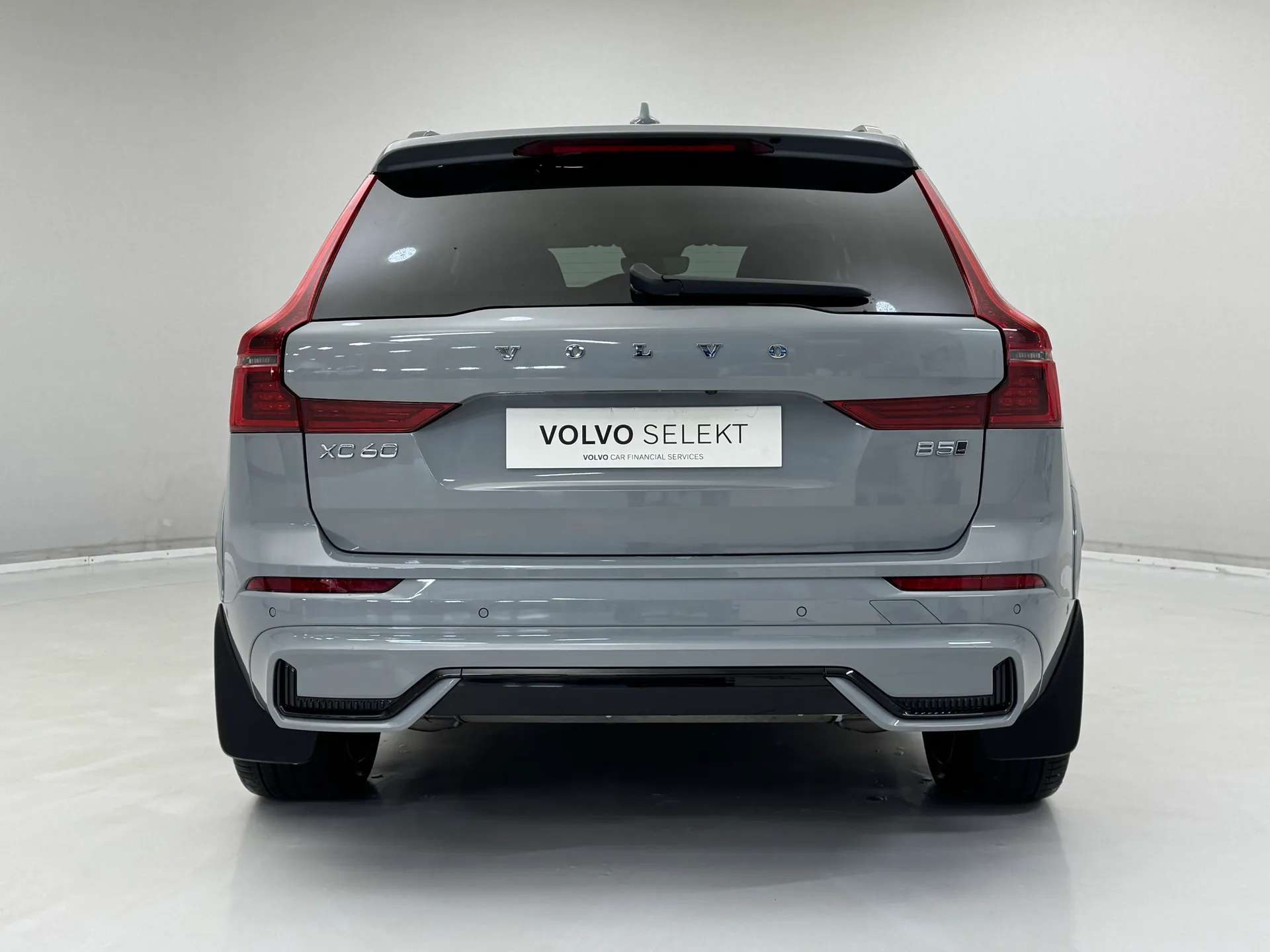 2025 VOLVO XC60 2025 VOLVO XC60