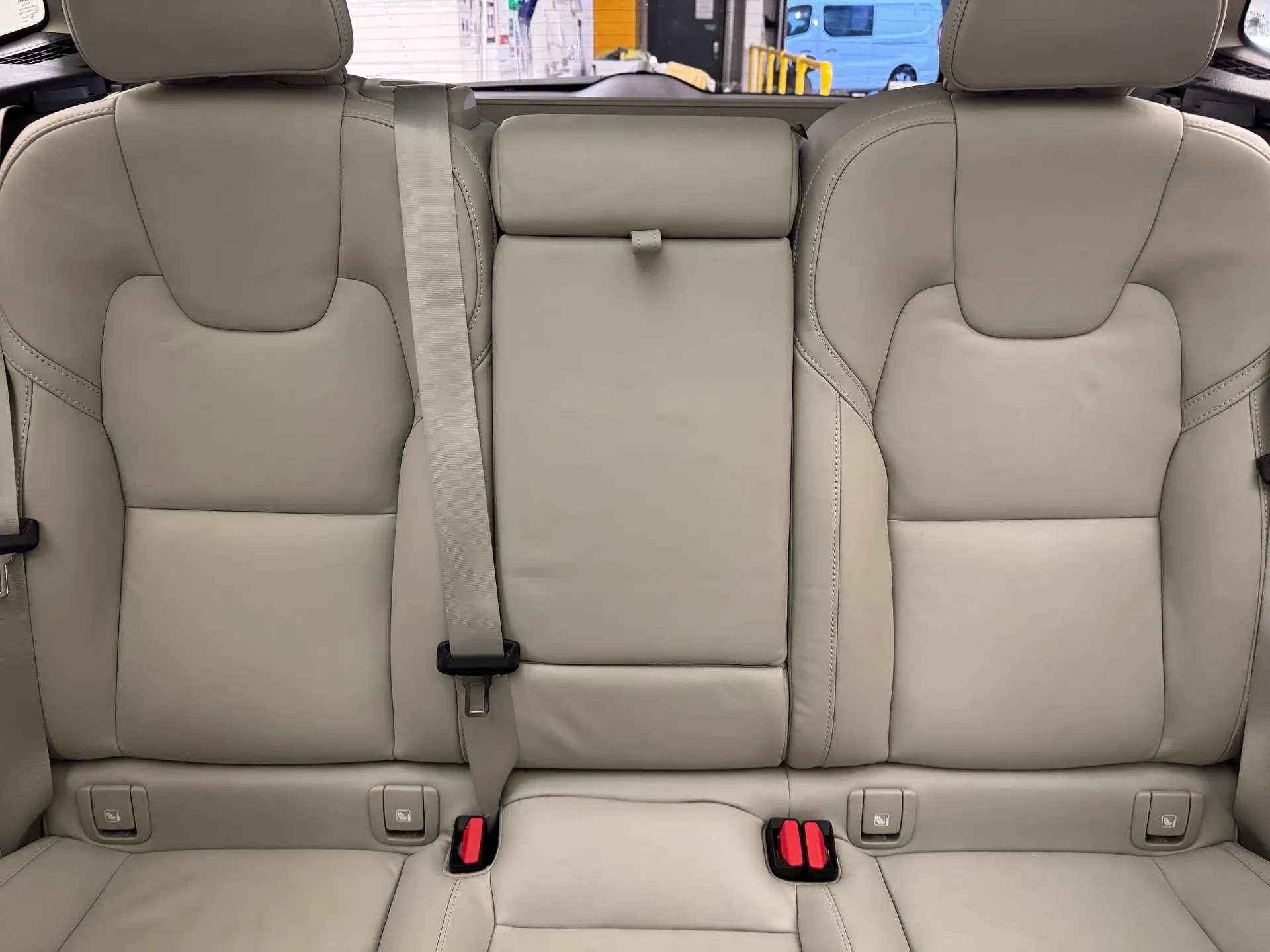 2025 VOLVO XC60 2025 VOLVO XC60