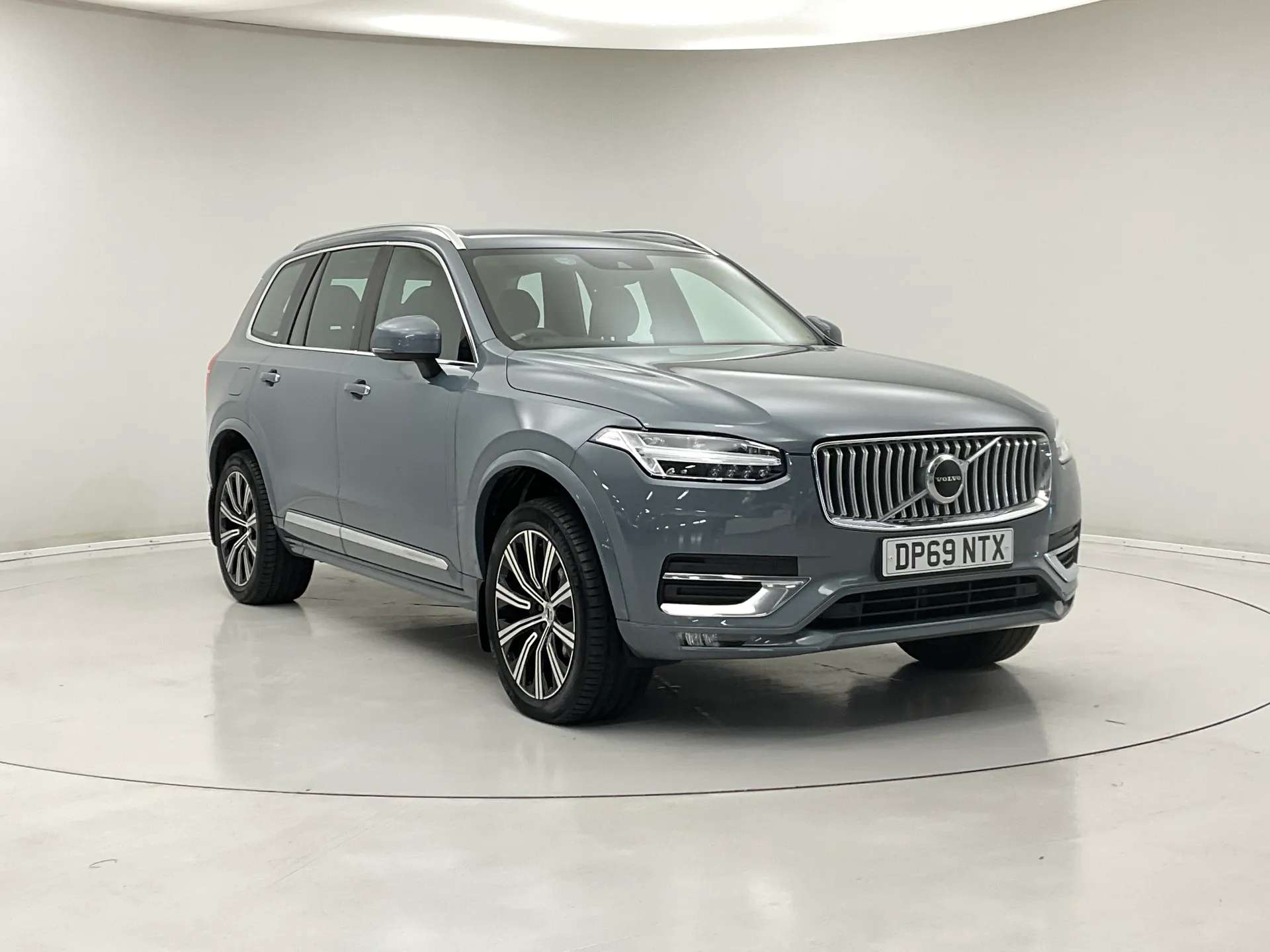 2020 VOLVO XC90 2020 VOLVO XC90