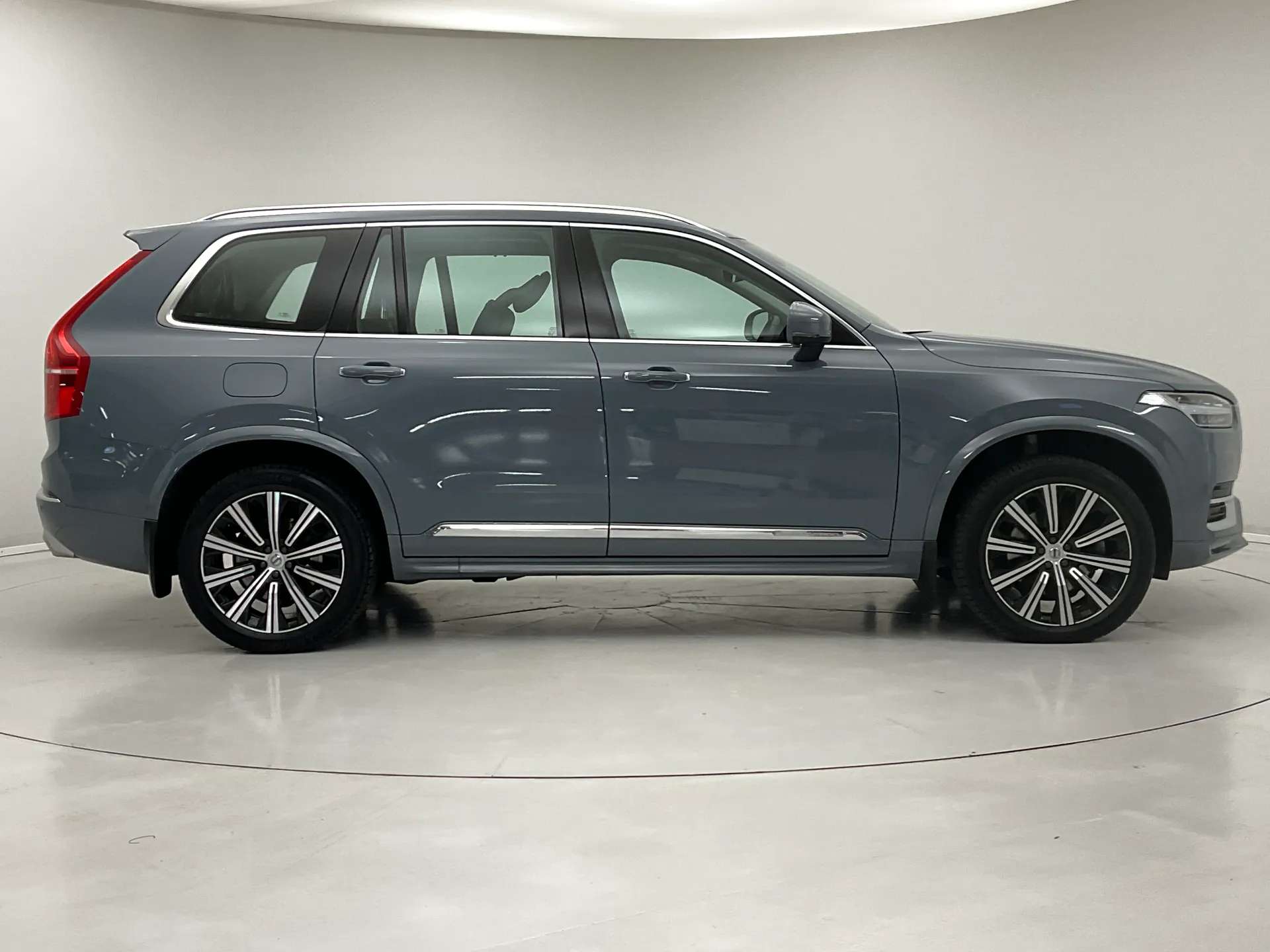 2020 VOLVO XC90 2020 VOLVO XC90