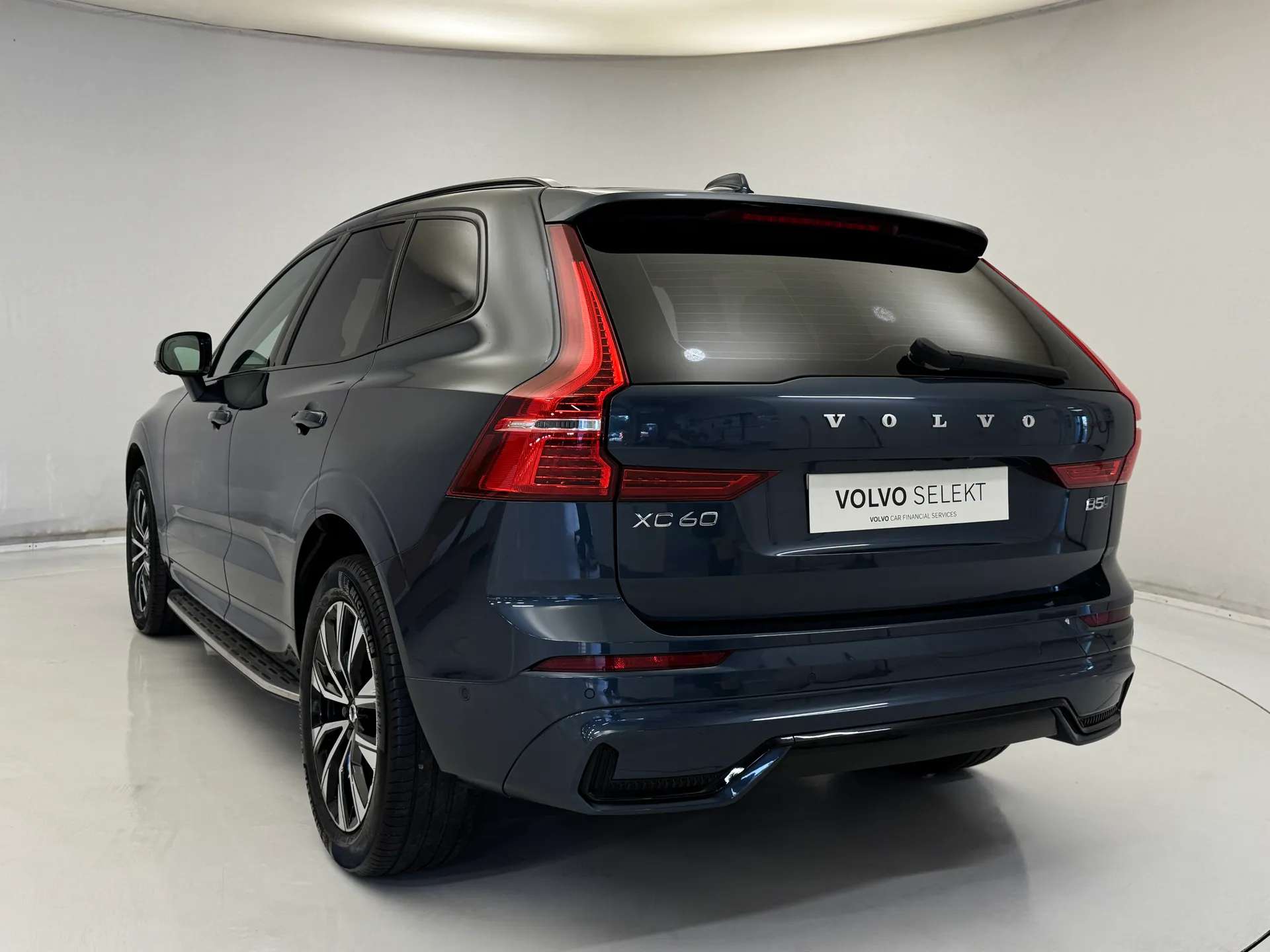2024 VOLVO XC60 2024 VOLVO XC60