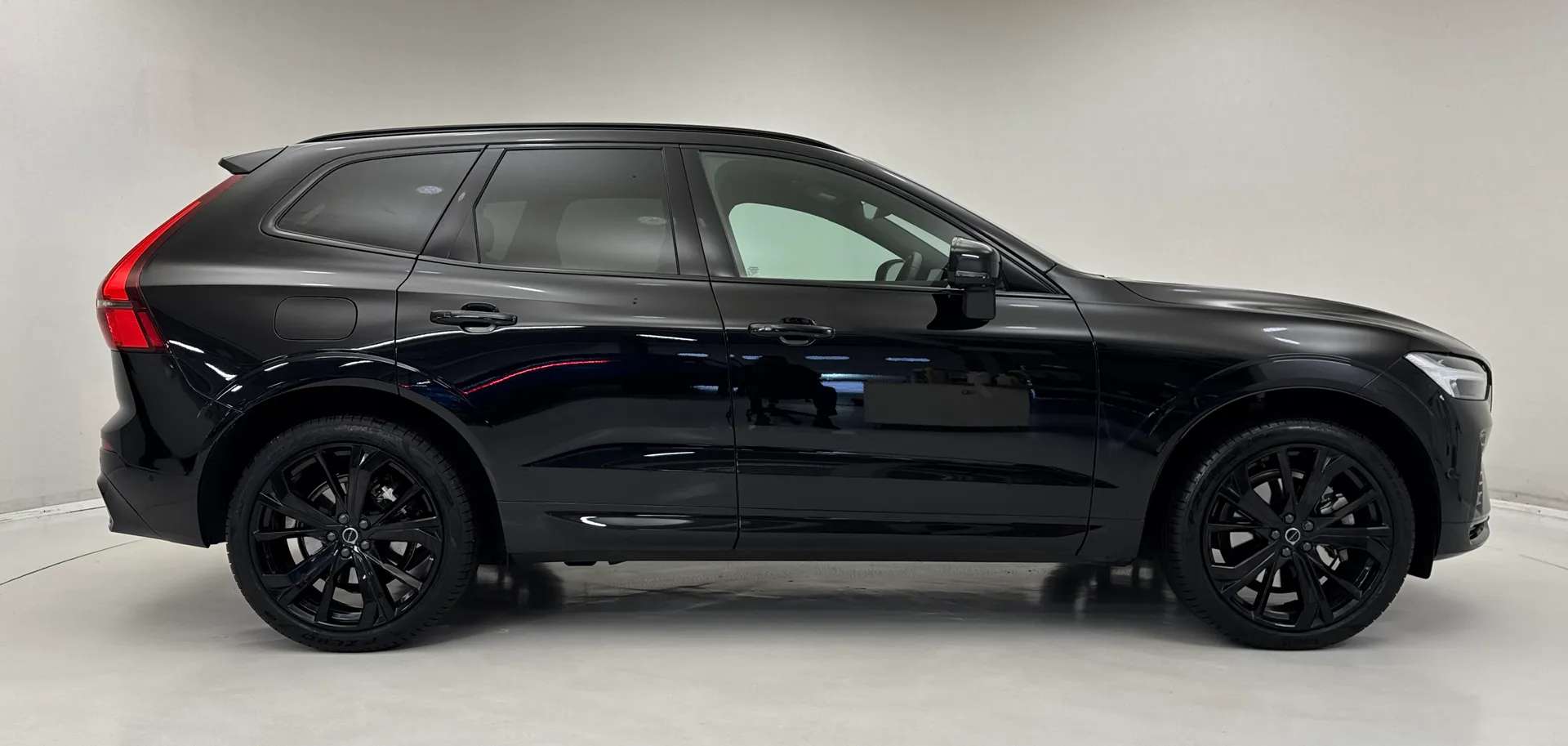 2025 VOLVO XC60 2025 VOLVO XC60