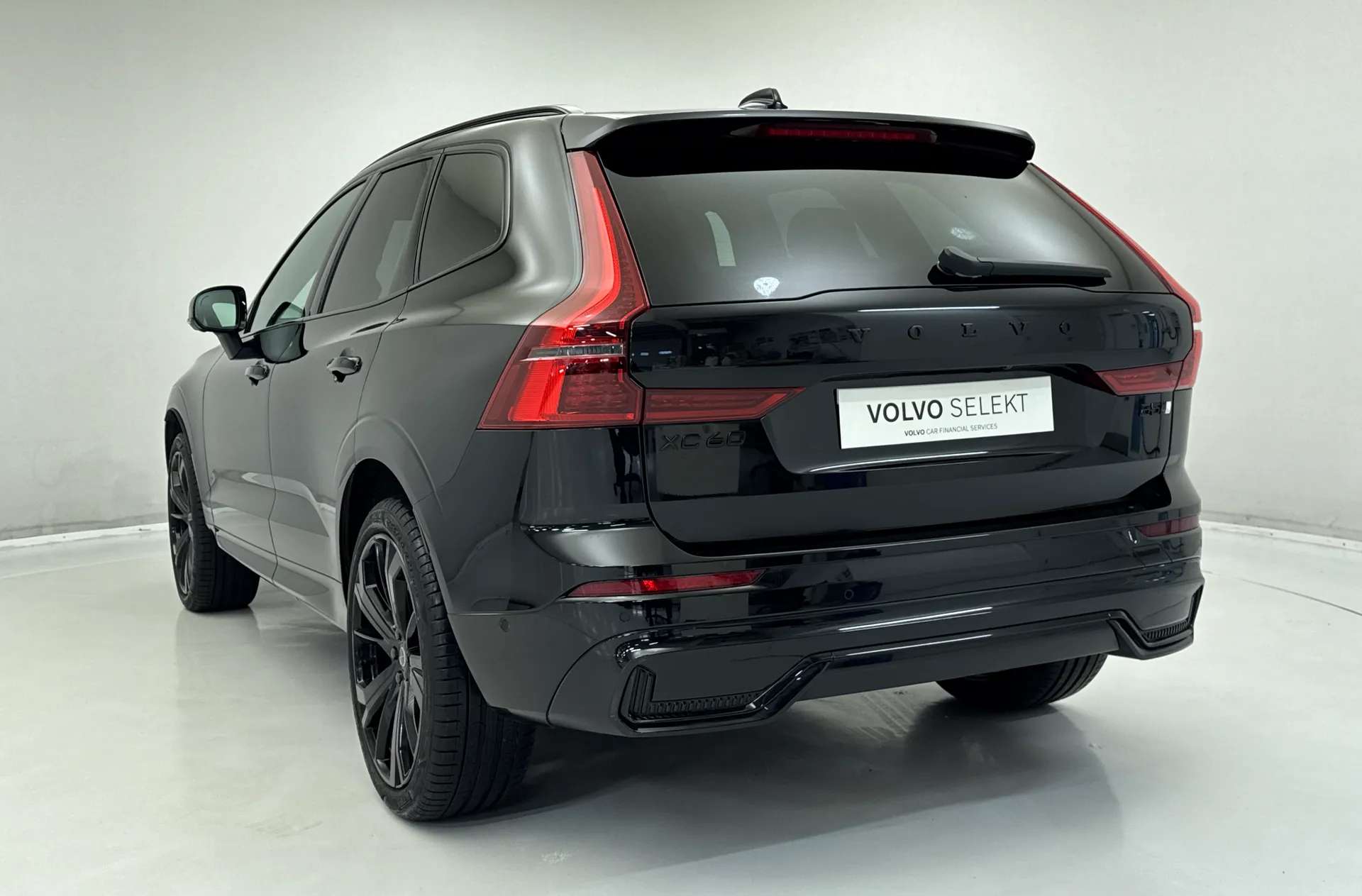 2025 VOLVO XC60 2025 VOLVO XC60