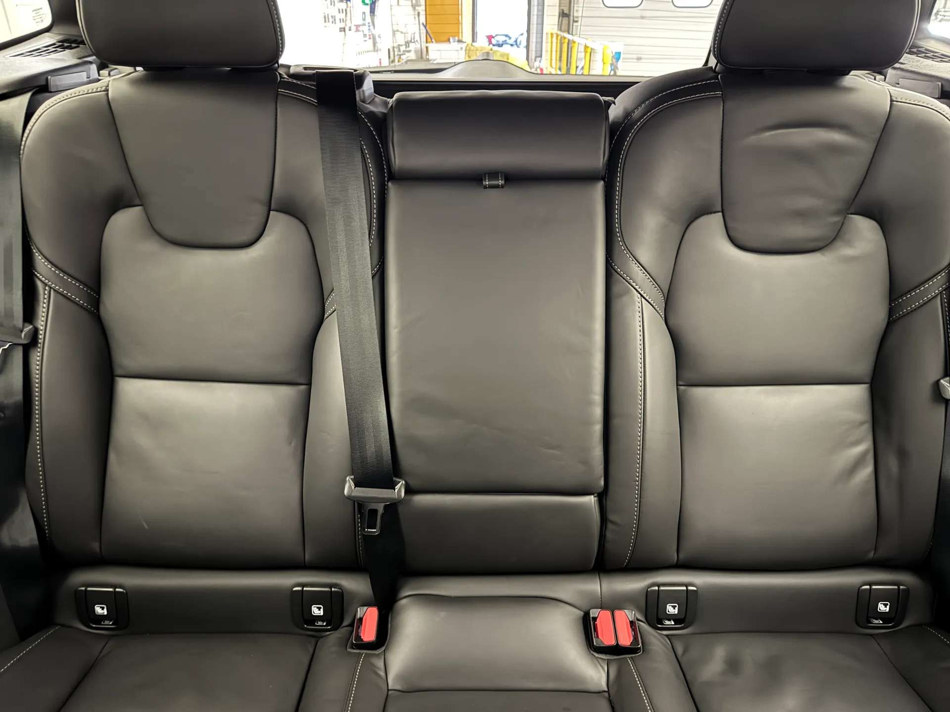 2025 VOLVO XC60 2025 VOLVO XC60