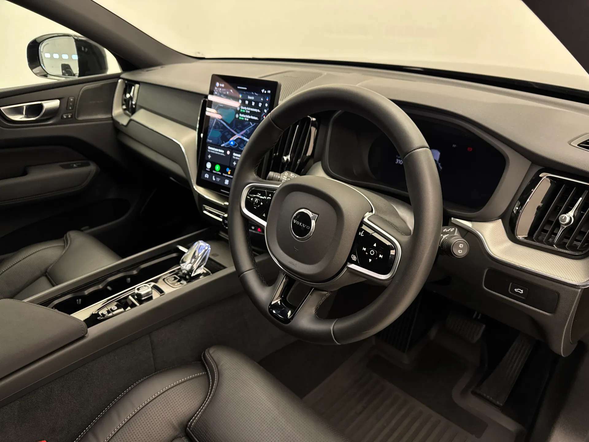 2025 VOLVO XC60 2025 VOLVO XC60