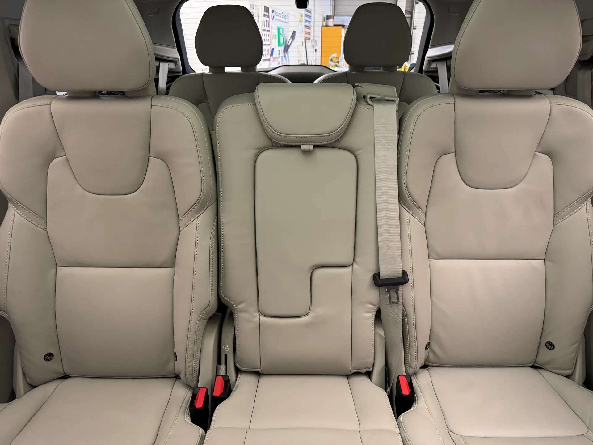 2025 VOLVO XC90 2025 VOLVO XC90