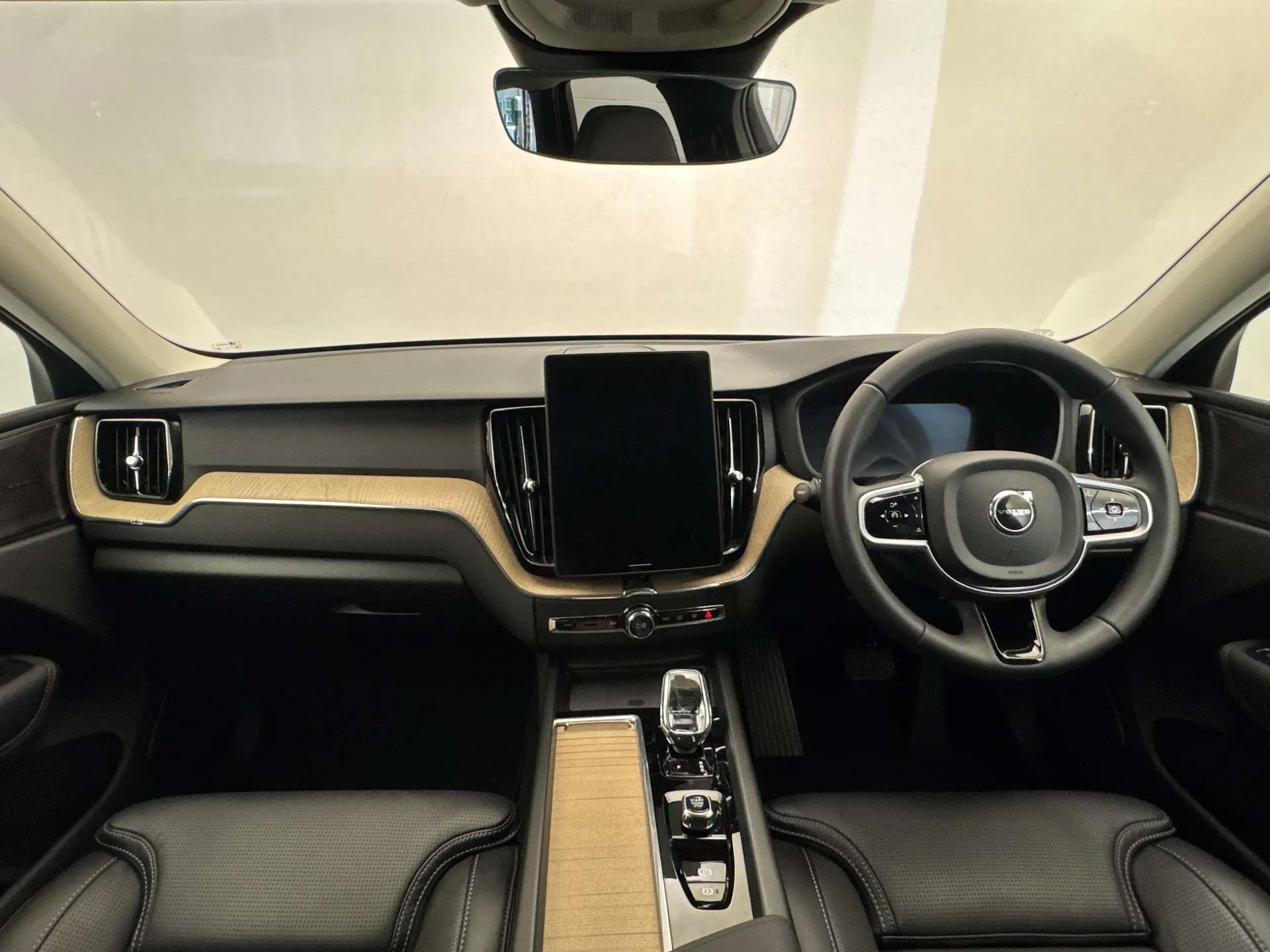 2026 VOLVO XC60 2026 VOLVO XC60