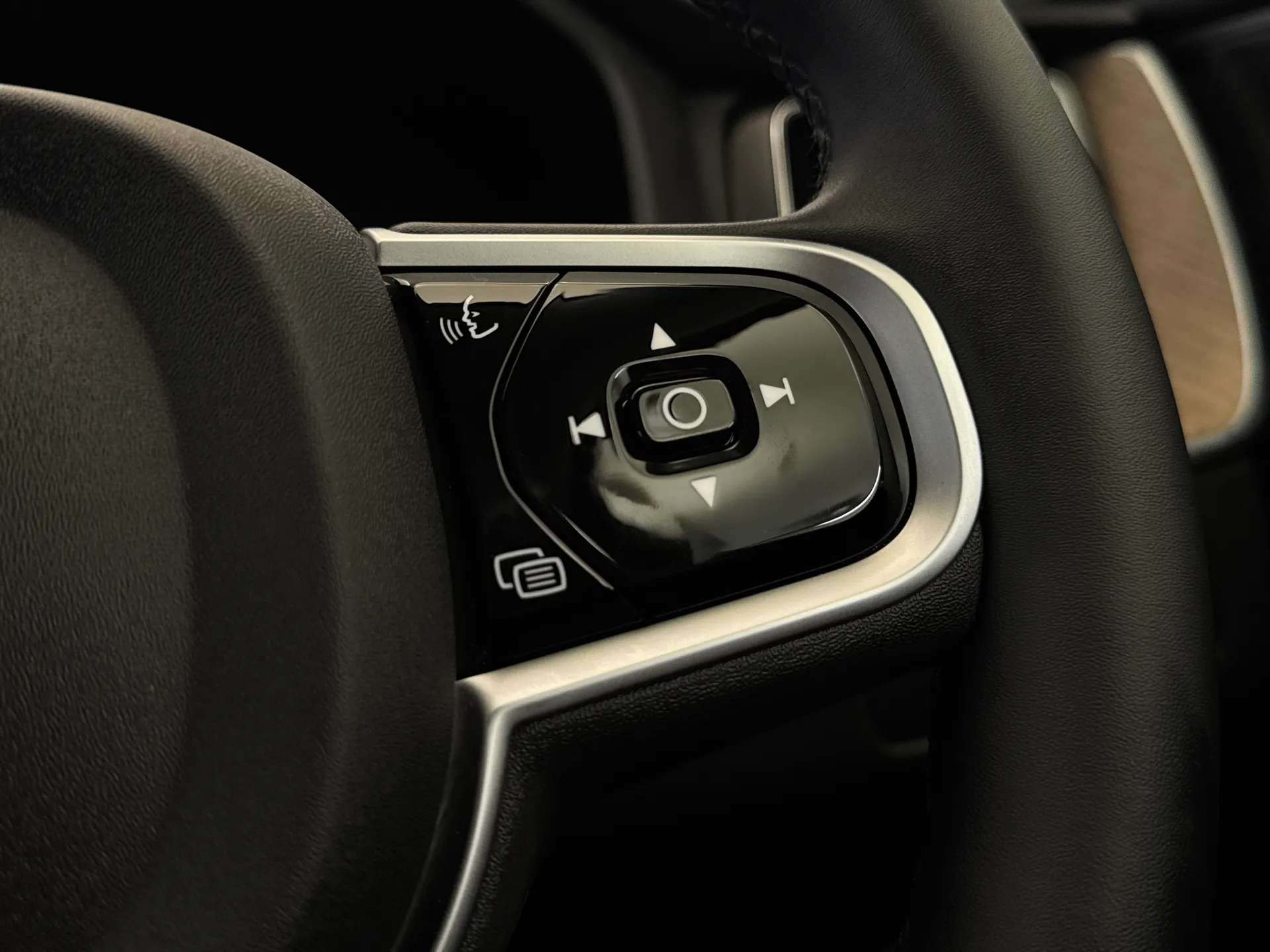 2026 VOLVO XC60 2026 VOLVO XC60
