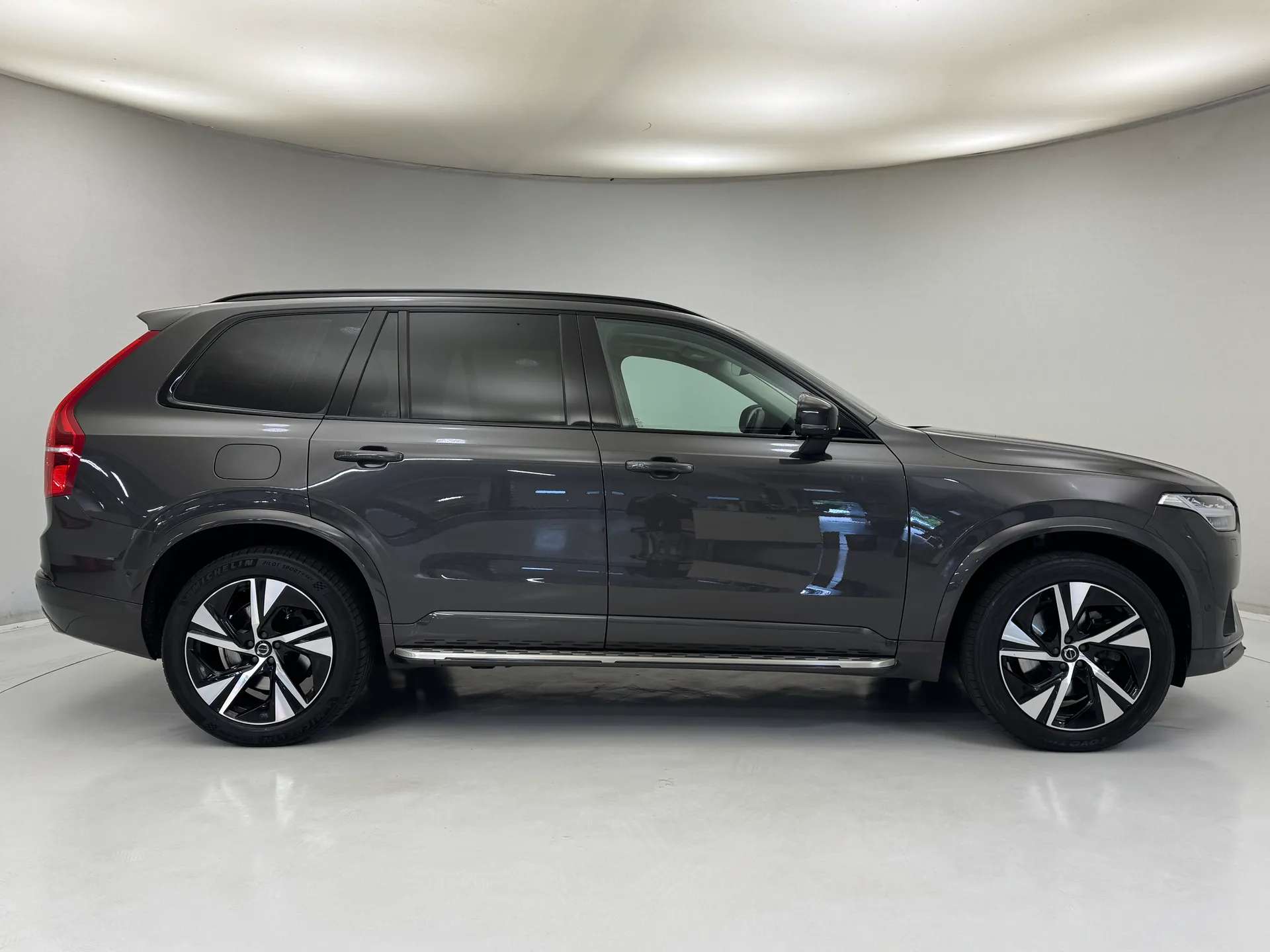 2023 VOLVO XC90 2023 VOLVO XC90