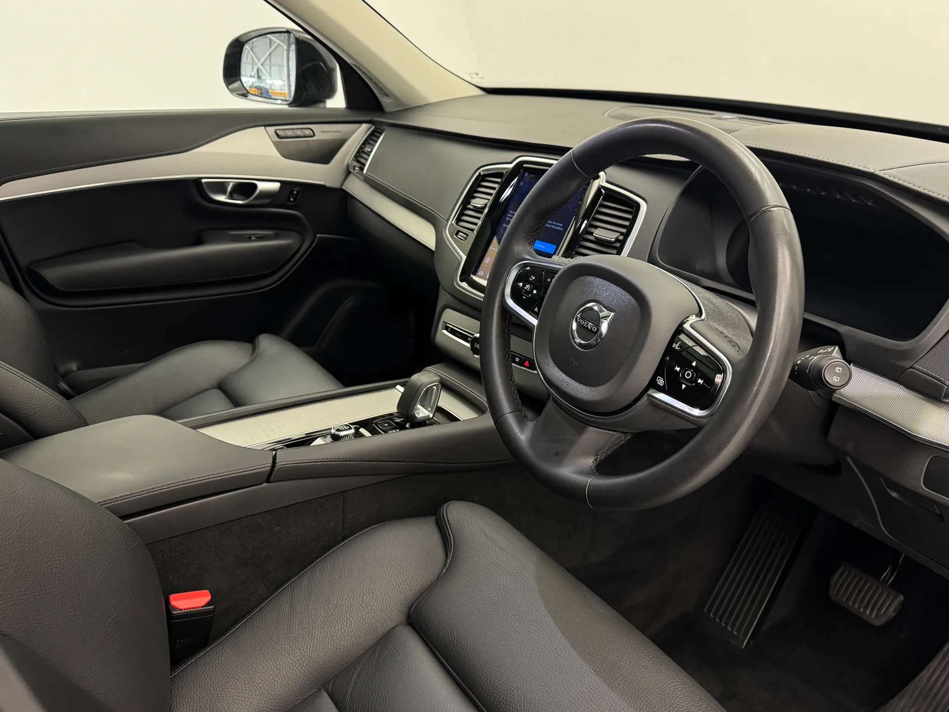 2023 VOLVO XC90 2023 VOLVO XC90