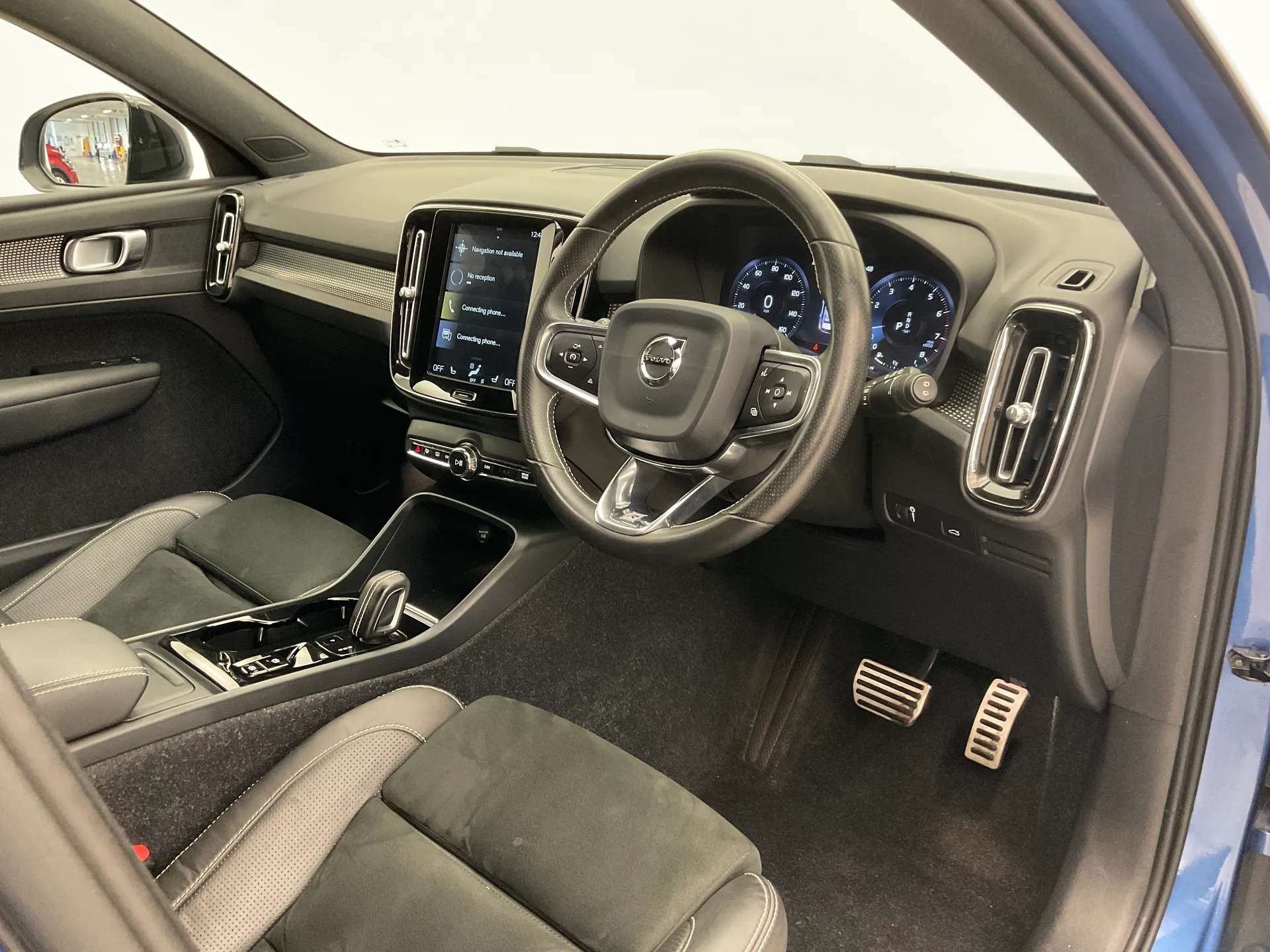 0 VOLVO XC40 0 VOLVO XC40