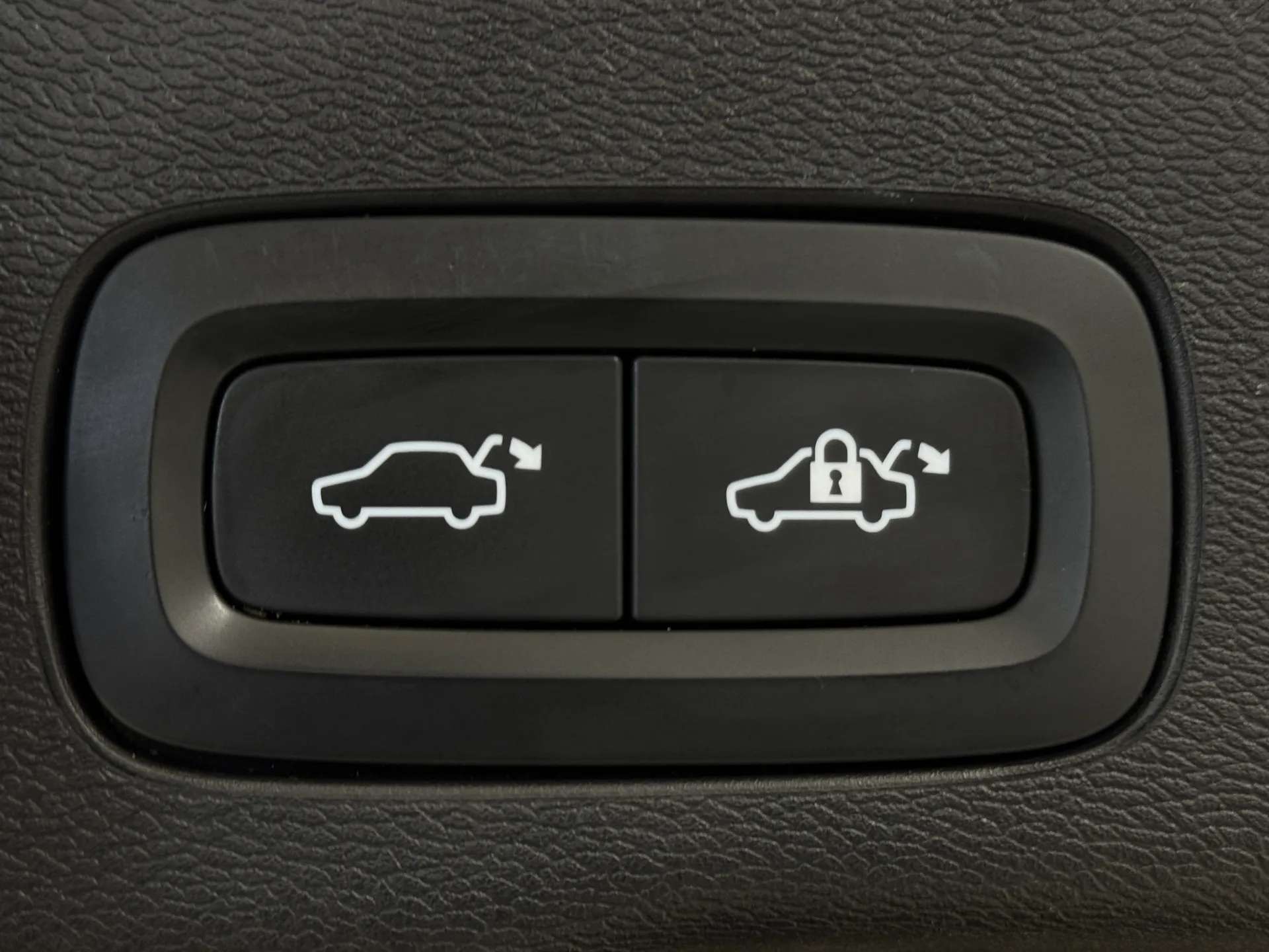 2021 VOLVO XC60 2021 VOLVO XC60