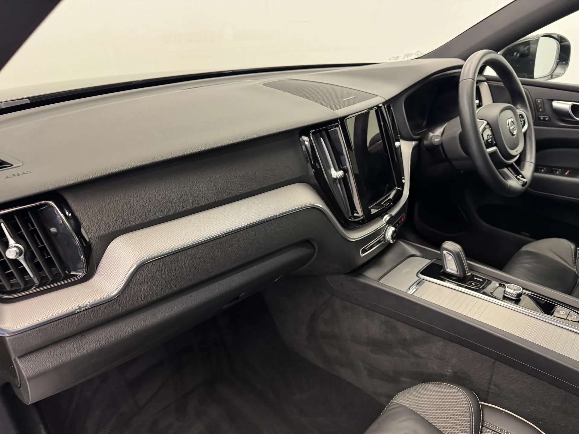 2021 VOLVO XC60 2021 VOLVO XC60