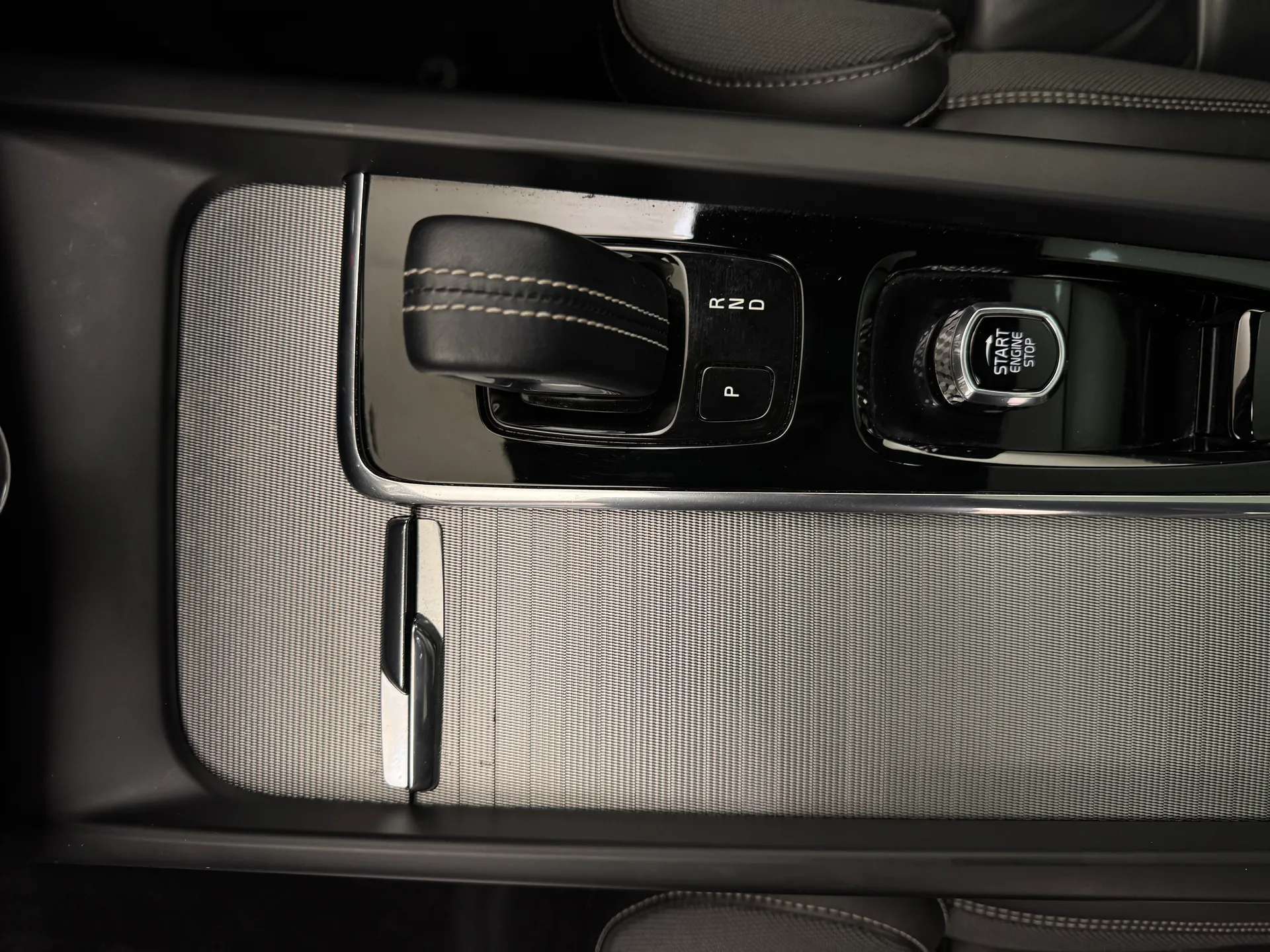 2021 VOLVO XC60 2021 VOLVO XC60