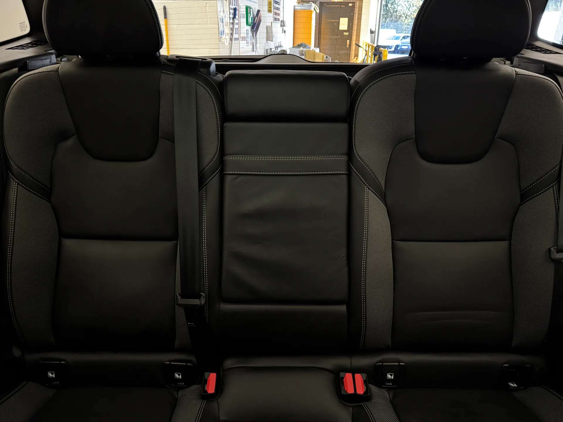 2021 VOLVO XC60 2021 VOLVO XC60