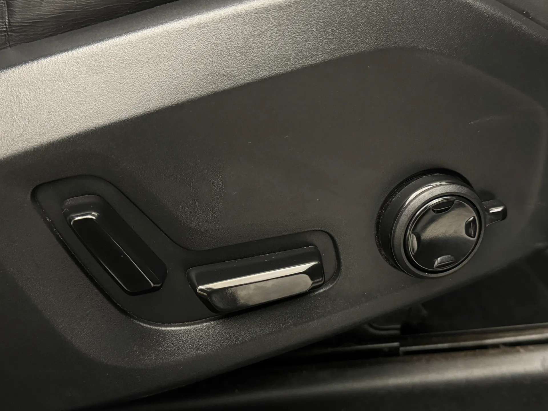 2021 VOLVO XC60 2021 VOLVO XC60