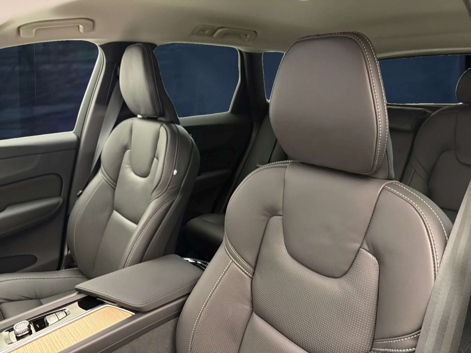 2026 VOLVO XC60 2026 VOLVO XC60