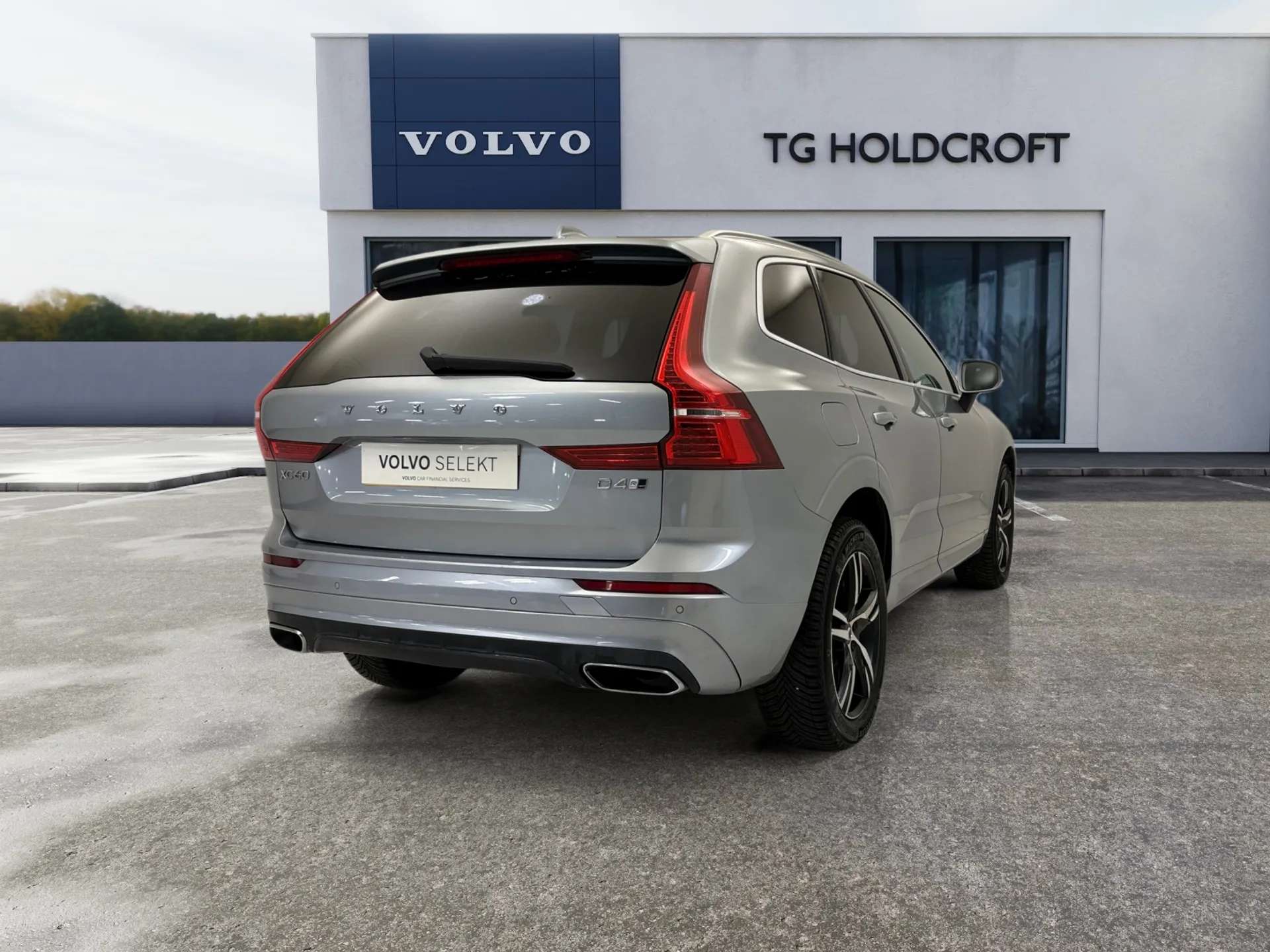 A 2018 VOLVO XC60 2.0 D4 R DESIGN 5dr AWD Geartronic A 2018 VOLVO XC60 2.0 D4 R DESIGN 5dr AWD Geartronic